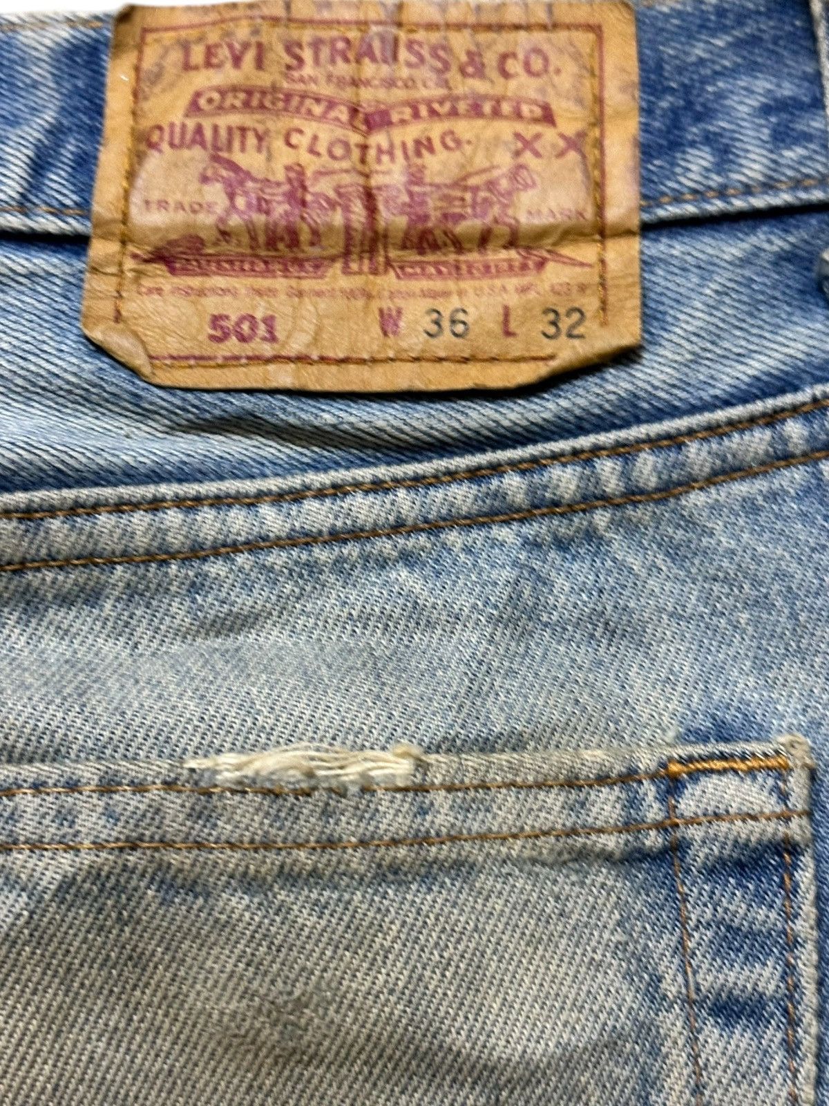 Levi's Vintage Clothing Vintage Levi’s 501 Mudwash Ripped Distressed Denim Size US 34 / EU 50 - 7 Thumbnail