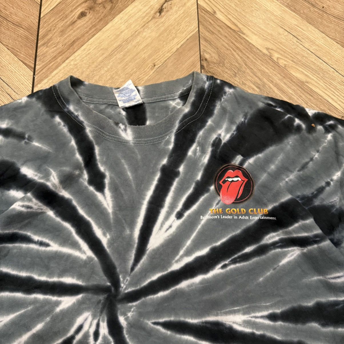 The Rolling Stones Vintage The Rolling Stones 1998 World Tour Gold Logo 90s Tee Size US XL / EU 56 / 4 - 10 Thumbnail