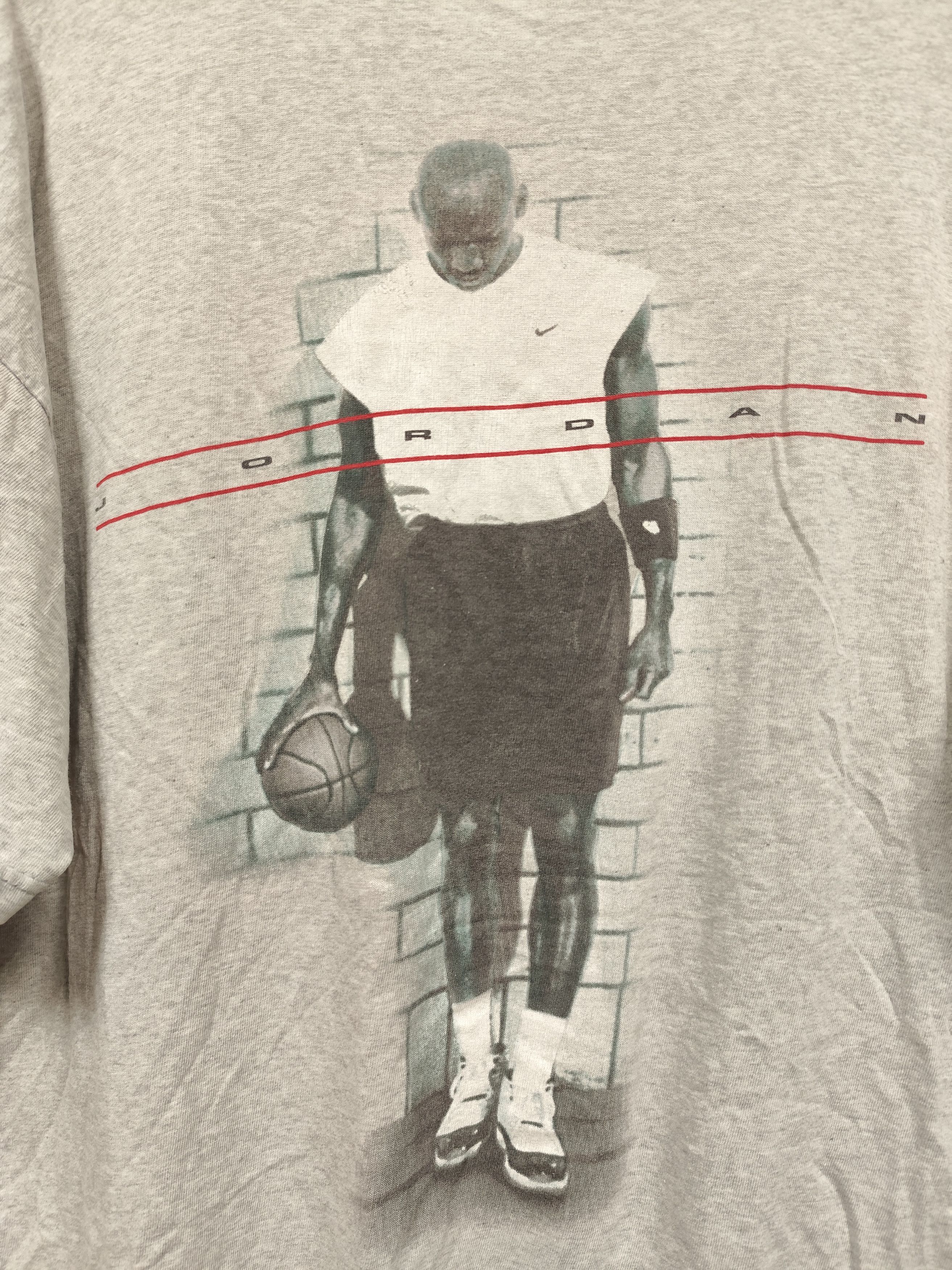 Nike Vintage 90s t shirt nike michael jordan Size US L / EU 52-54 / 3 - 3 Thumbnail