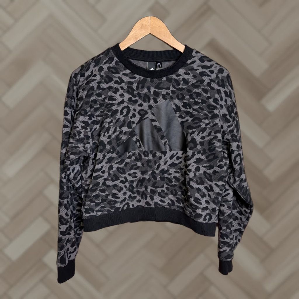 Adidas Adidas Sweatshirt Womens XS Black Trefoil Camouflage Cropped Pullover Size XS / US 0-2 / IT 36-38 - 1 Thumbnail