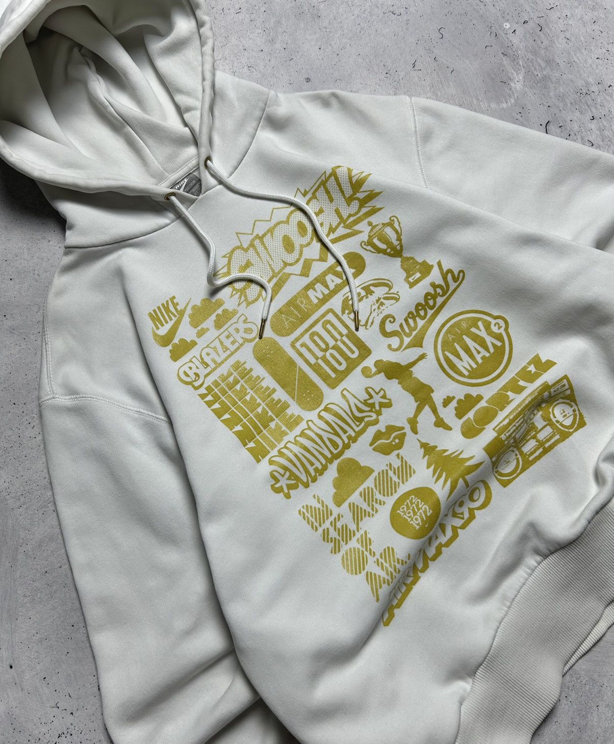 Nike × Vintage Vintage Nike All Logo Brand Hoodie Size US M / EU 48-50 / 2 - 8 Thumbnail