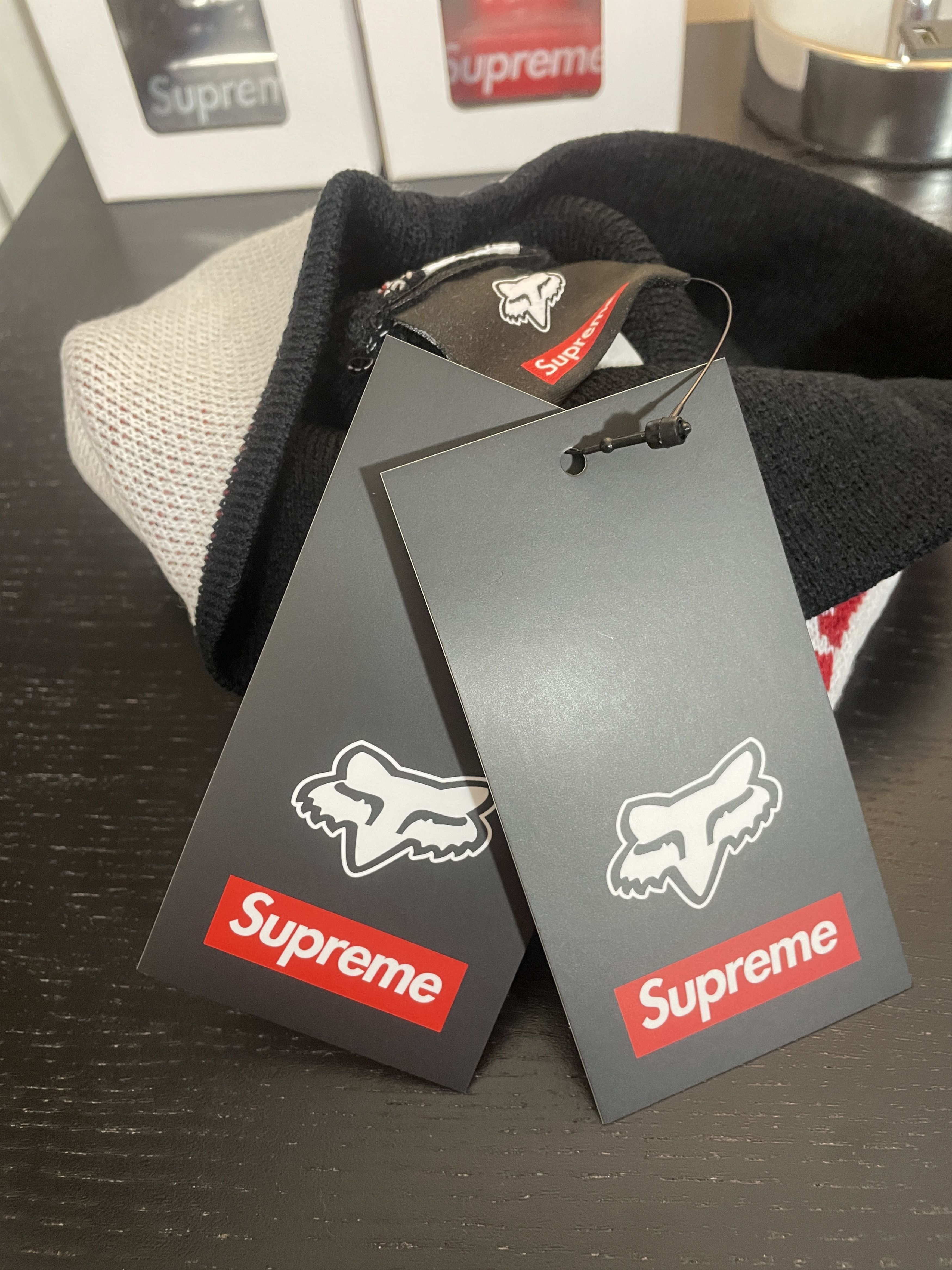 Fox Racing × Supreme BEANIE FW25 Size ONE SIZE - 3 Thumbnail