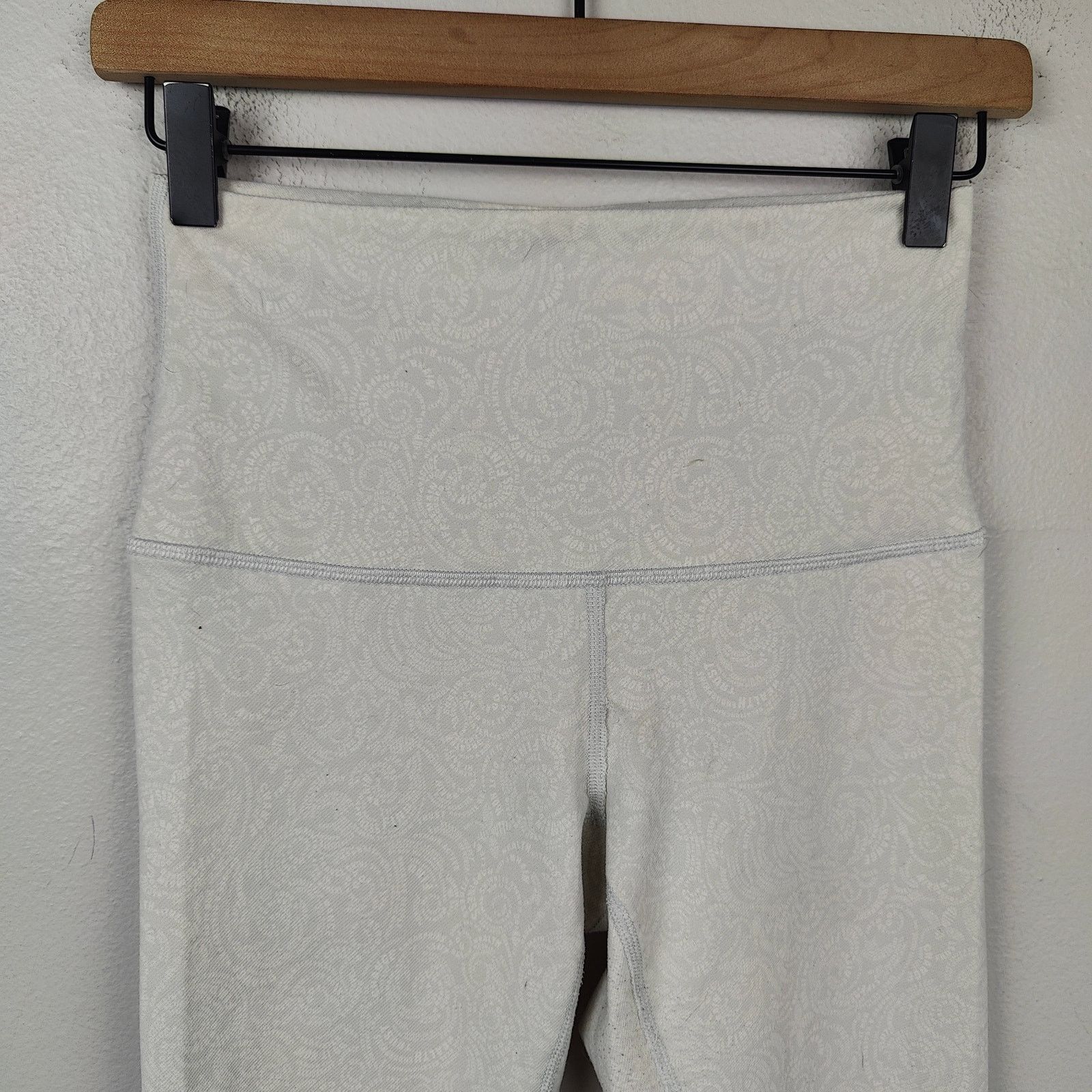 Lululemon Lululemon Wunder Under Leggings Womens 6 High Rise Size 28" / US 6 / IT 42 - 2 Thumbnail