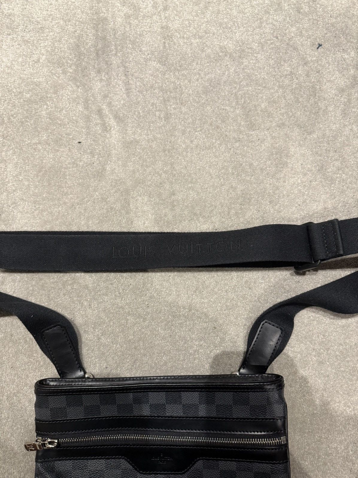 Louis Vuitton Louis Vuitton Thomas Shoulder Bag Black Canvas Size ONE SIZE - 2 Thumbnail