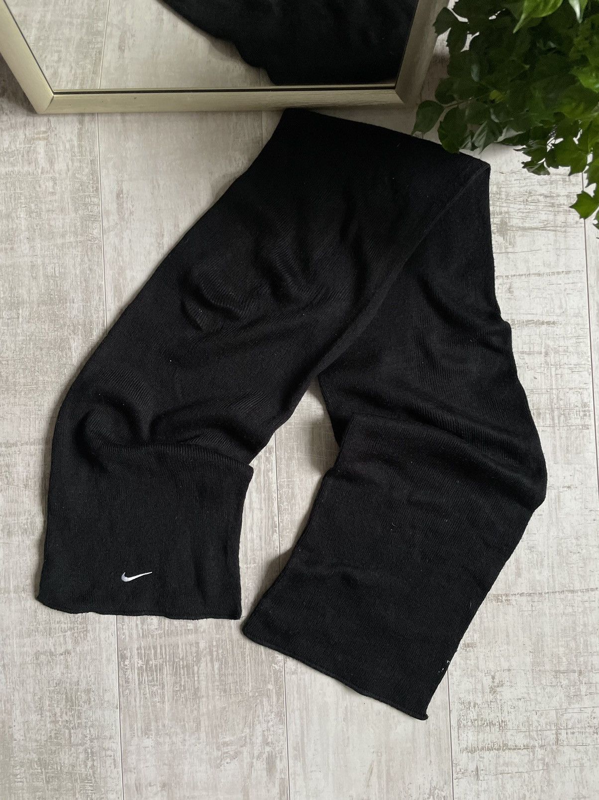 Nike × Vintage Nike Vintage Swoosh Y2K Scarf 90’s Drill Black Size ONE SIZE - 1 Thumbnail