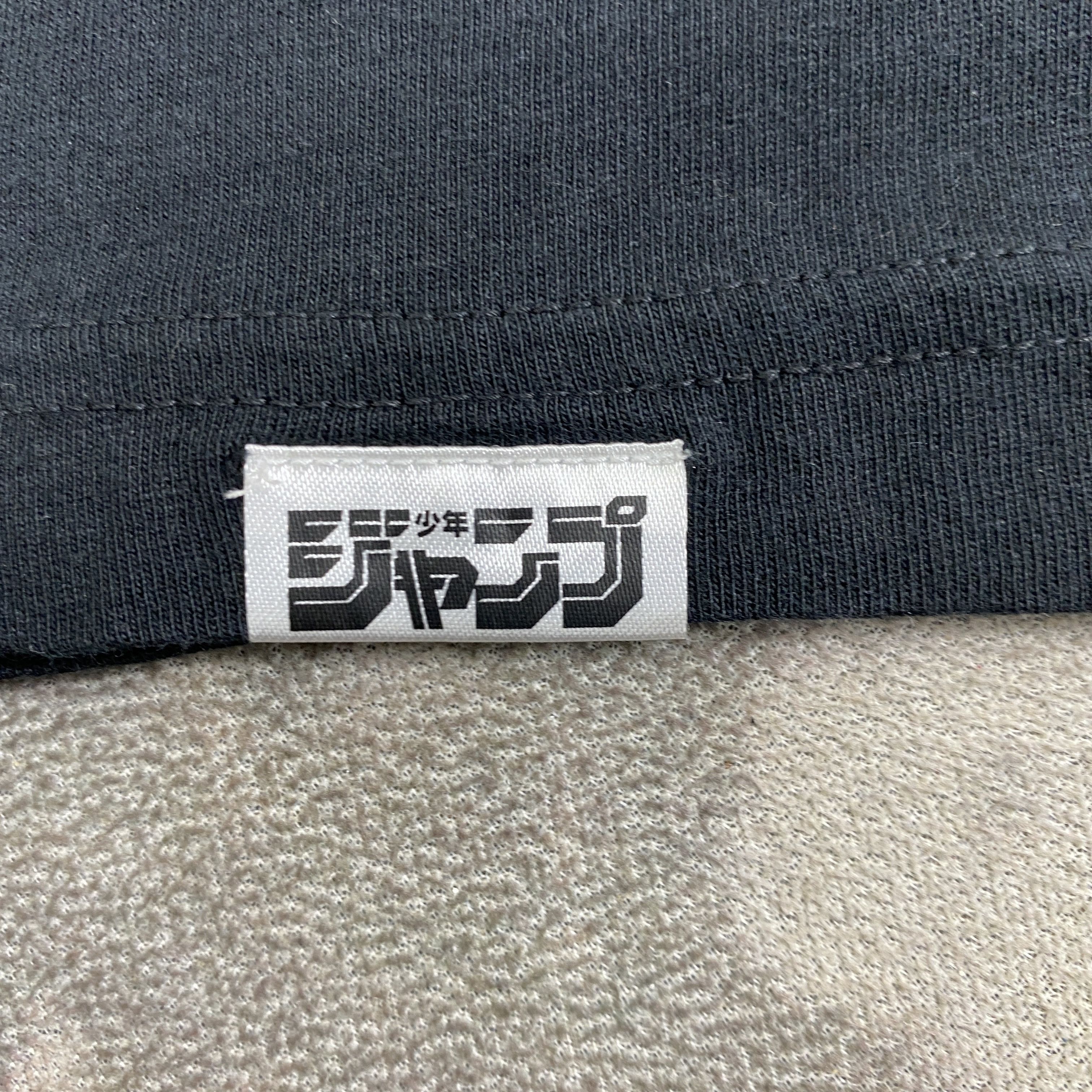 Anime Uniqlo Japanesse Anime Series Medium T-Shirt -B019 Size US M / EU 48-50 / 2 - 7 Thumbnail