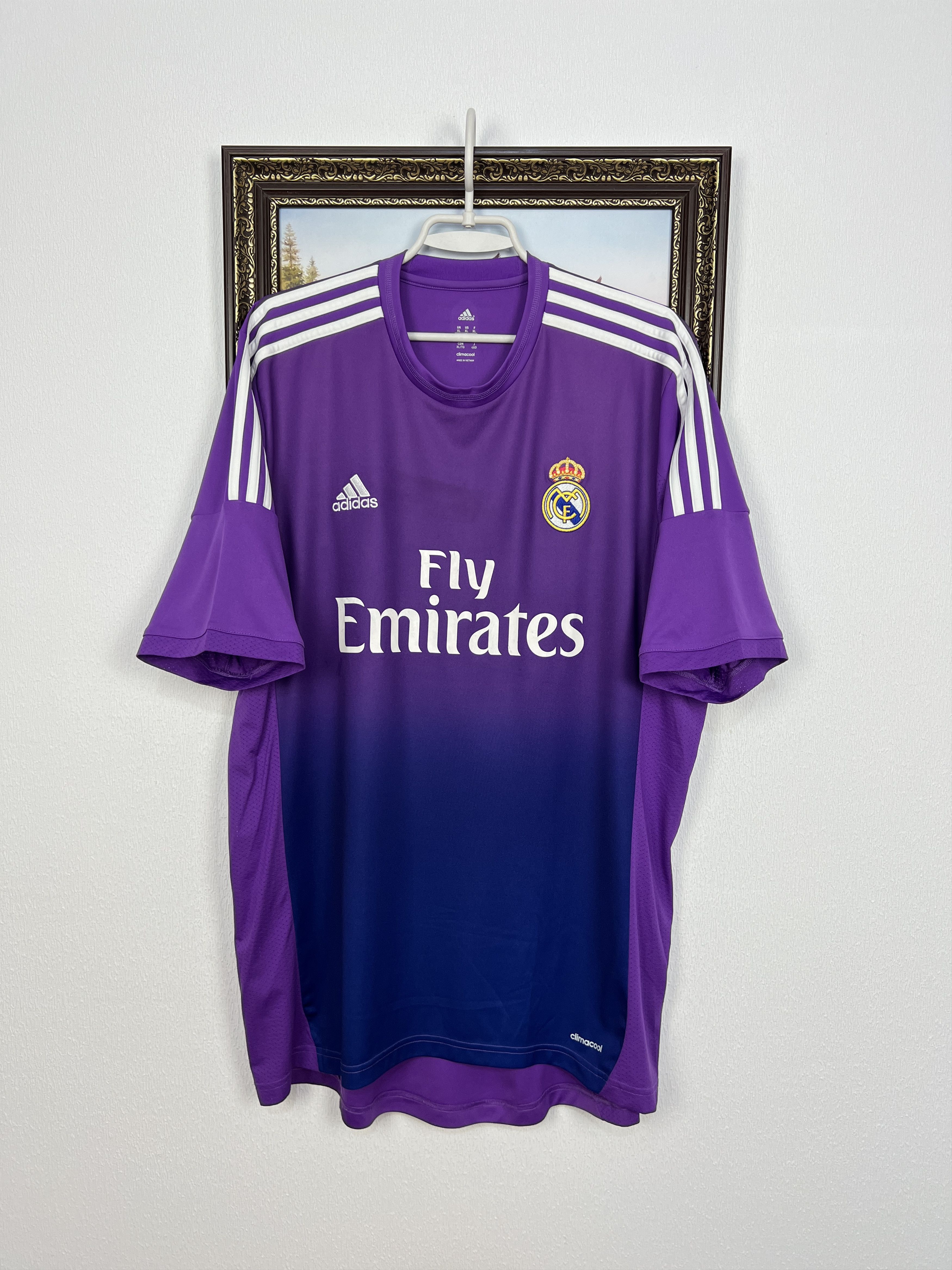 Adidas Real Madrid Goalkeeper football shirt 2013 Soccer Adidas Size US XL / EU 56 / 4 - 1 Thumbnail