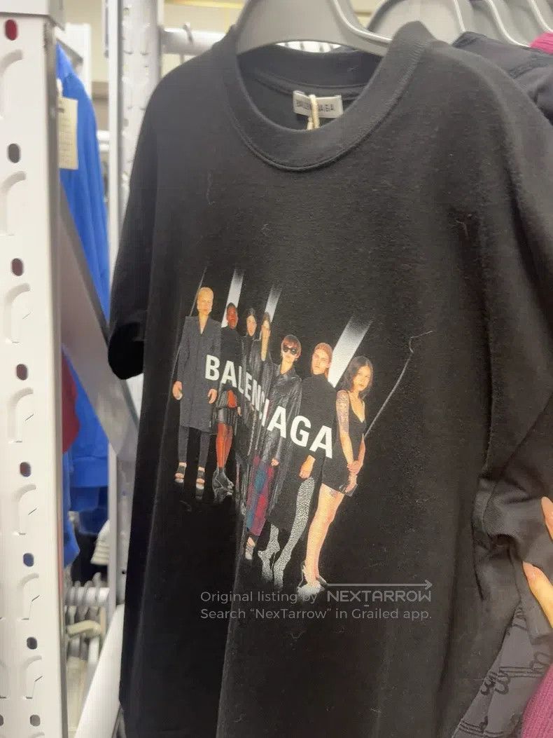 Balenciaga Balenciaga Short Sleeve Size US S / EU 44-46 / 1 - 1 Thumbnail