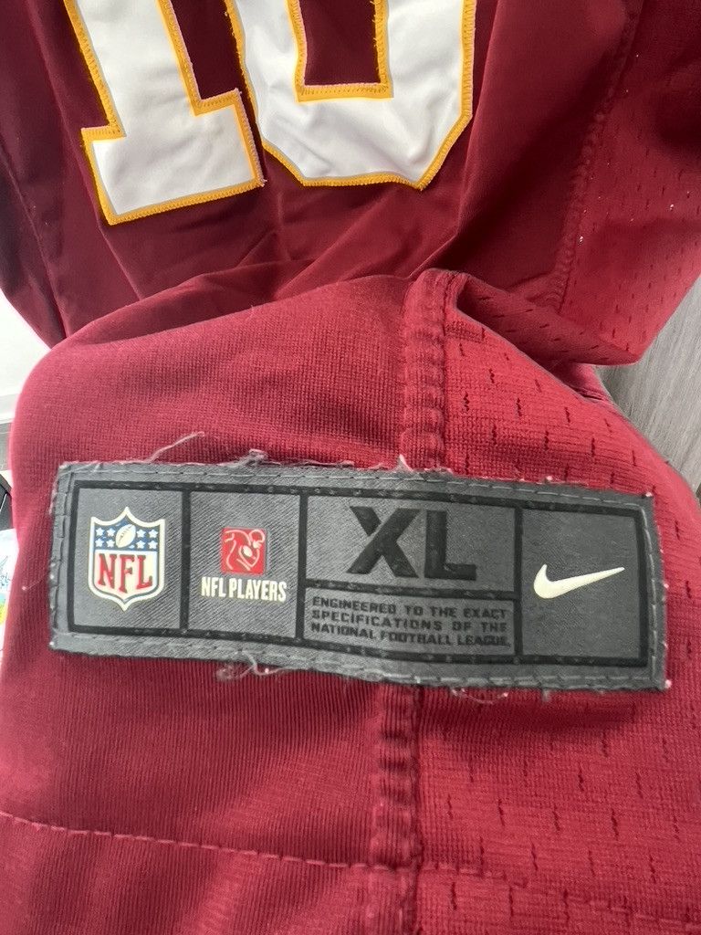 Nike Nike Redskins RG3 Jersey Youth XL Size US XS / EU 42 / 0 - 4 Thumbnail