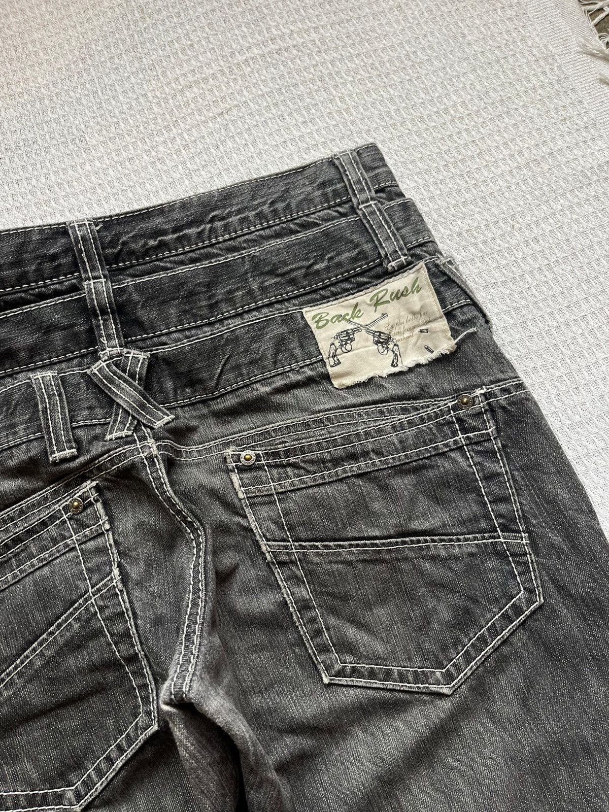 Japanese Brand Vintage Back Rush Cross Gun Triple Waist Denim Jeans Size US 33 - 6 Thumbnail