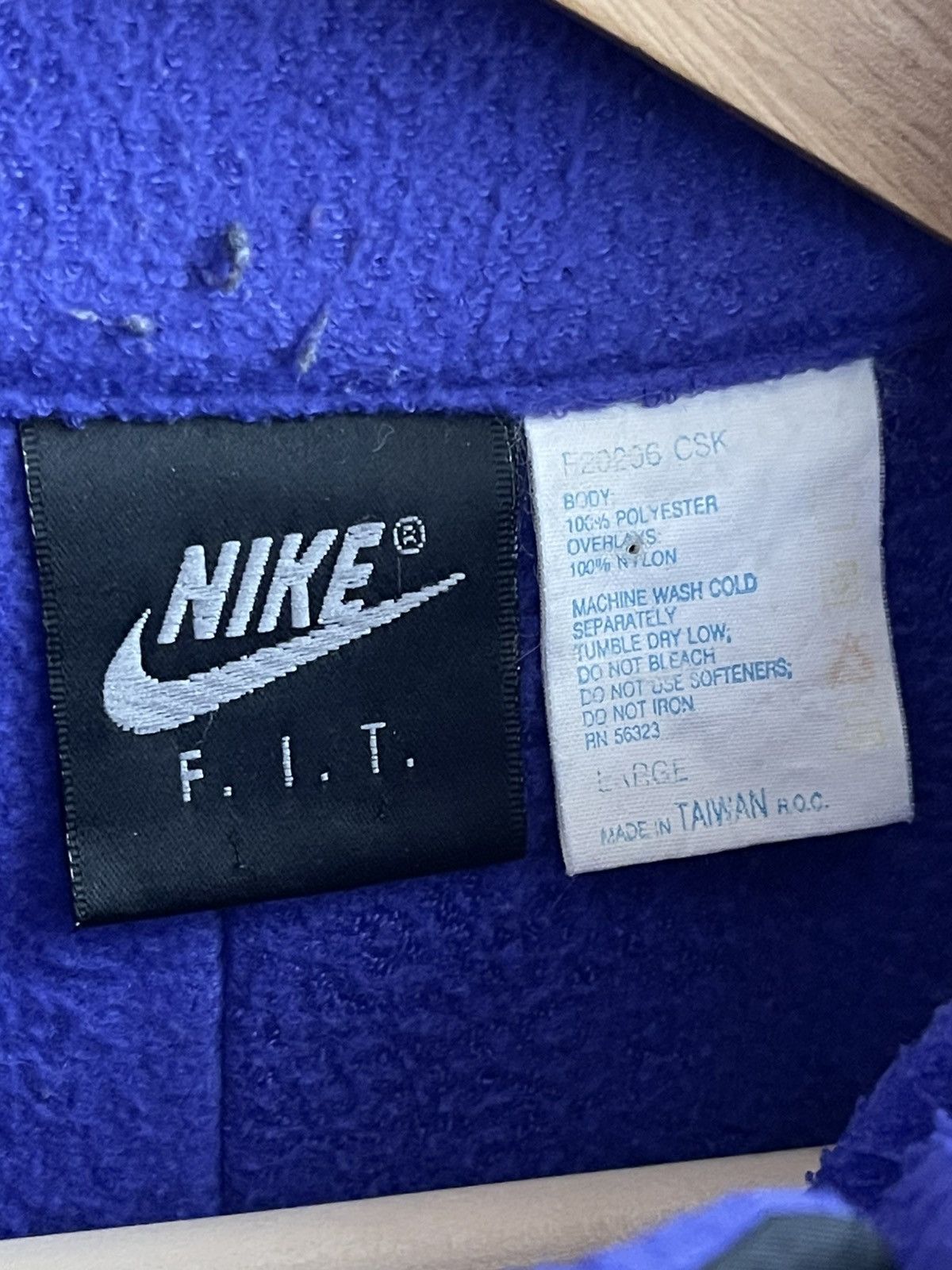 Nike Vintage Nike Pocket Fleece 80s Size US L / EU 52-54 / 3 - 4 Thumbnail
