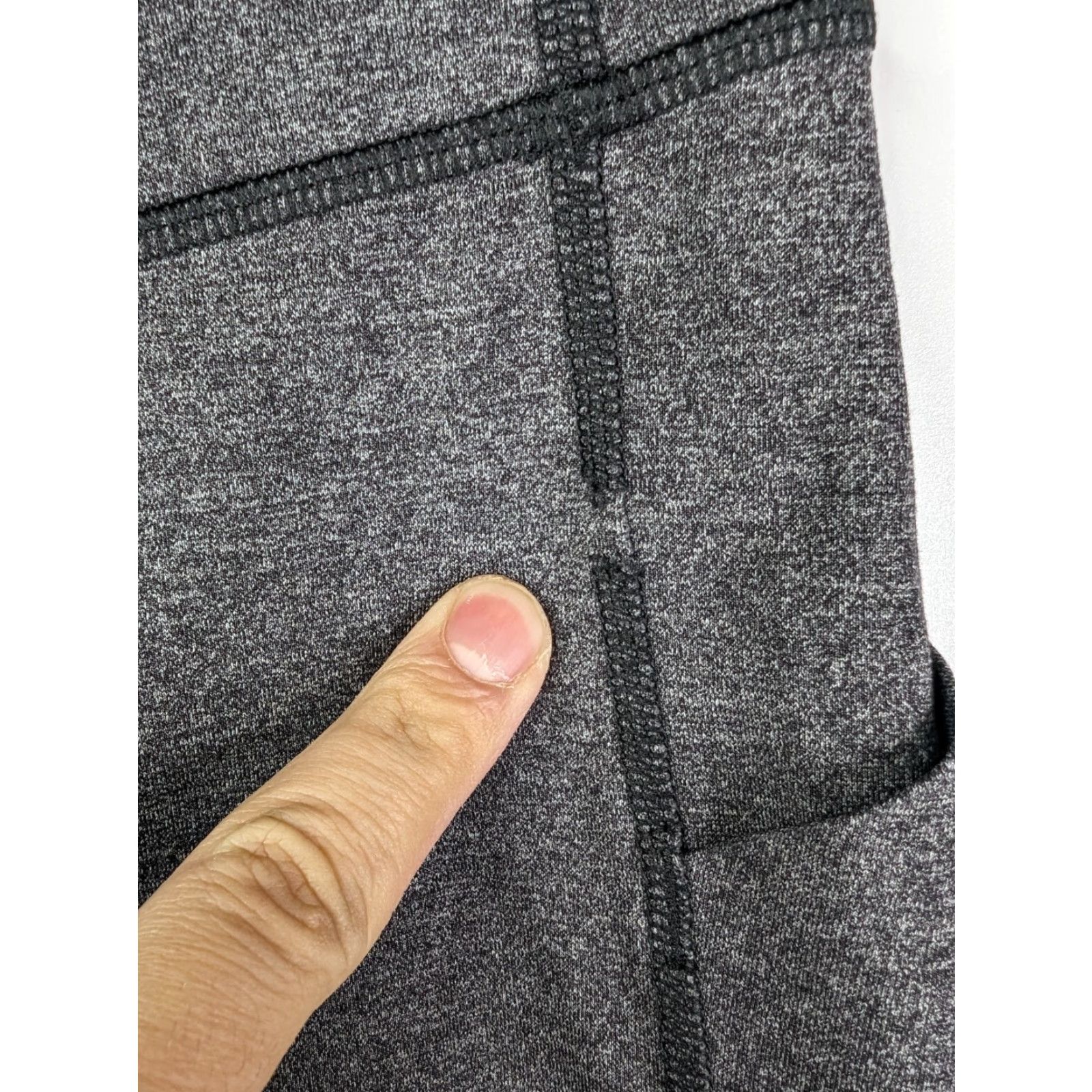 Lululemon Lululemon Pace Rival Crop Leggings Pant Size 4 Gray Heathered Black W6ACIS Size 27" / US 4 / IT 40 - 3 Thumbnail