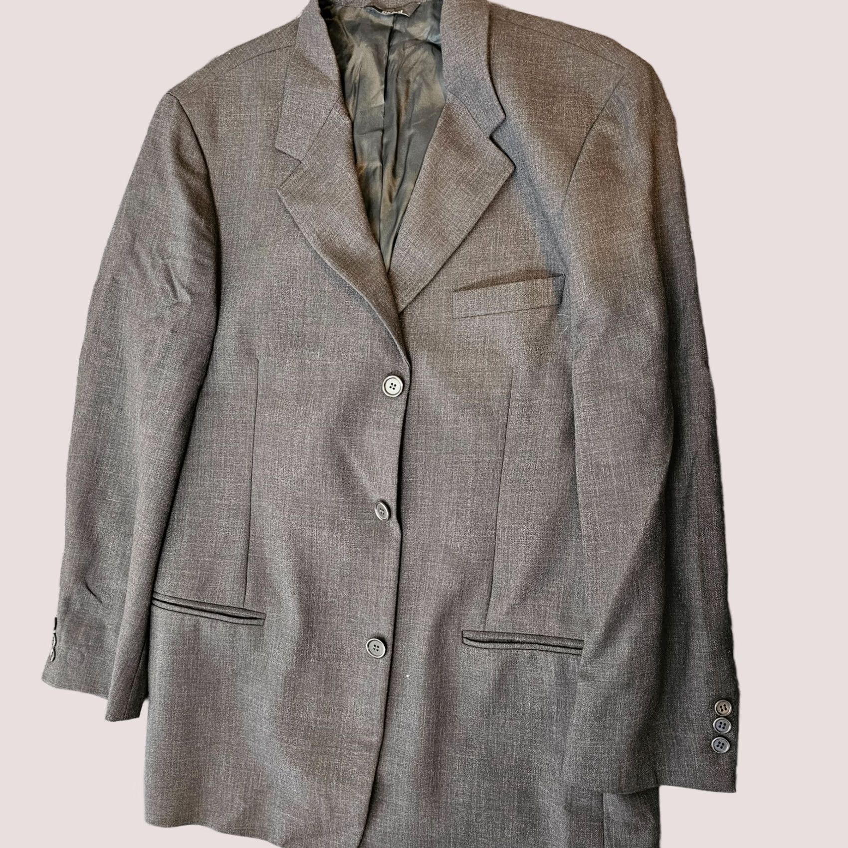 DKNY DKNY Blazer Jacket Three-Button Ventless Wool Gray 42R Men’s Regular Slip-Front Italian Notch Lapel Athletic Chest 42 Size 42R - 1 Thumbnail