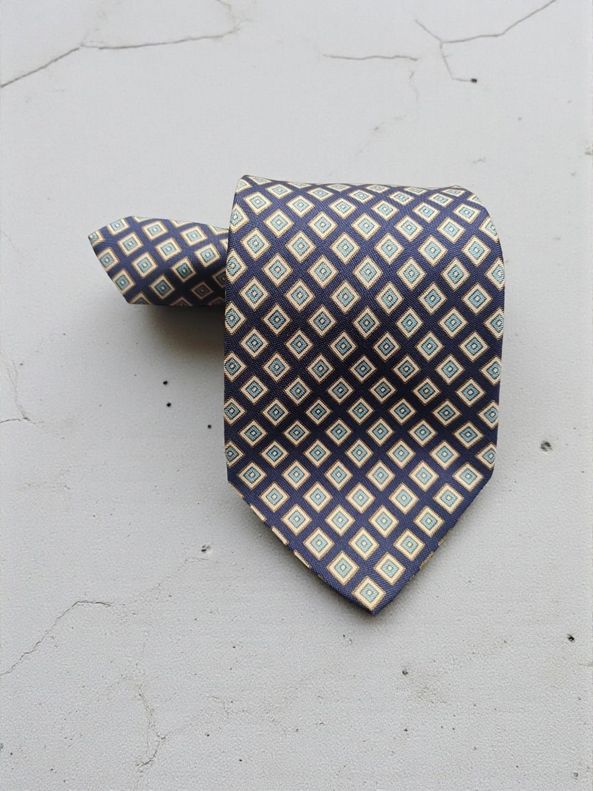 Brooks Brothers Brooks Brothers All Silk Printed Tie - Printed in England Size ONE SIZE - 2 Thumbnail