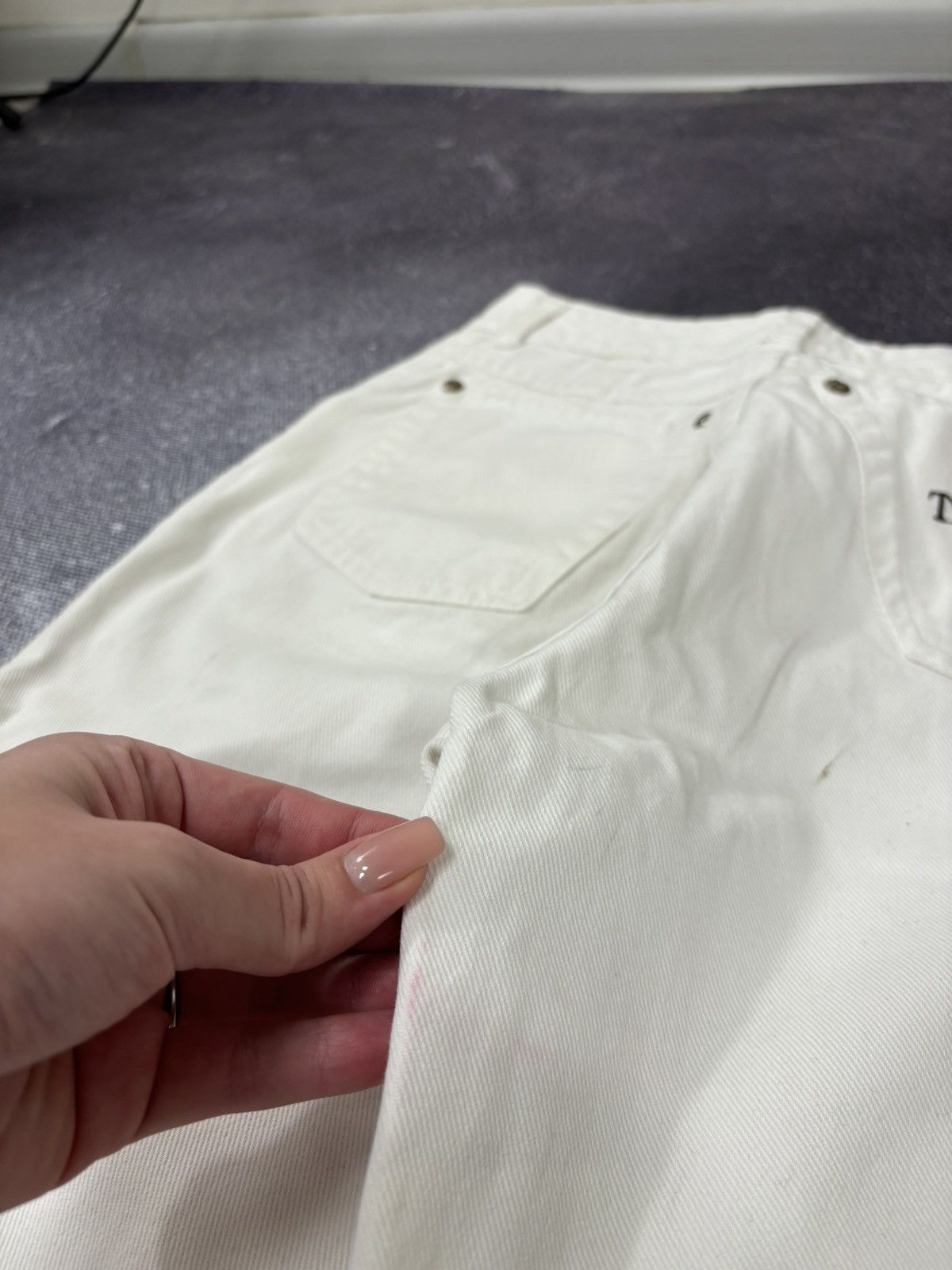 Trussardi Vintage Trussardi Women’s White Logo Luxury Tapered Jeans Size 28" / US 6 / IT 42 - 9 Thumbnail