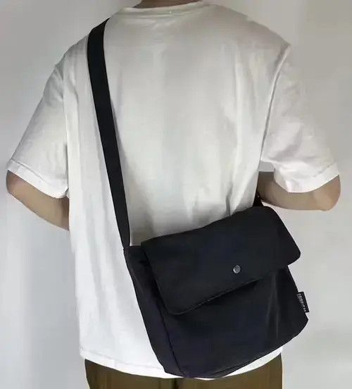 Japanese Brand New retro fashion canvas messenger shoulder bag Size ONE SIZE - 4 Thumbnail
