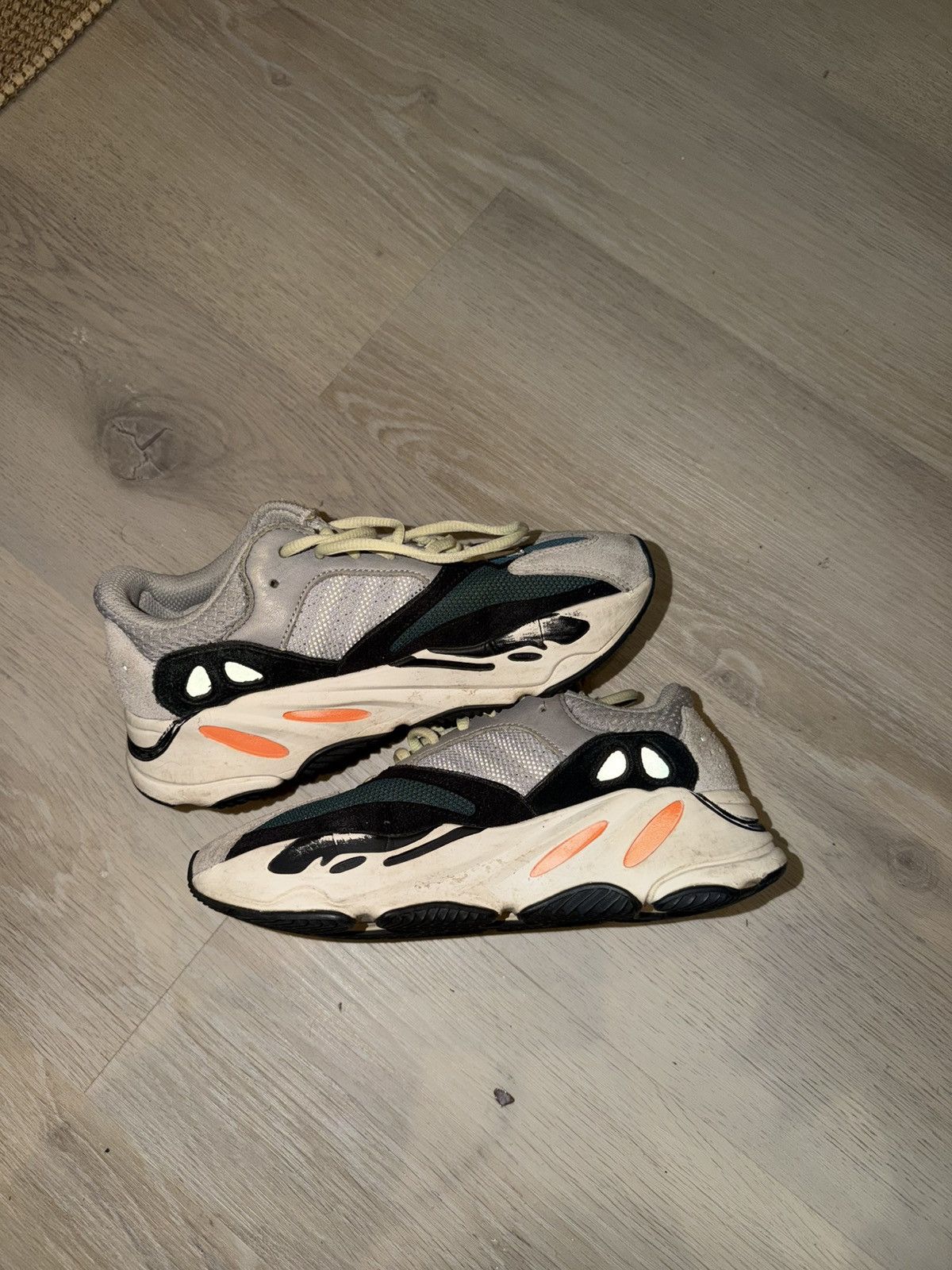 Adidas × Kanye West adidas Yeezy Boost 700 Size US 5.5 / EU 38 - 1 Thumbnail