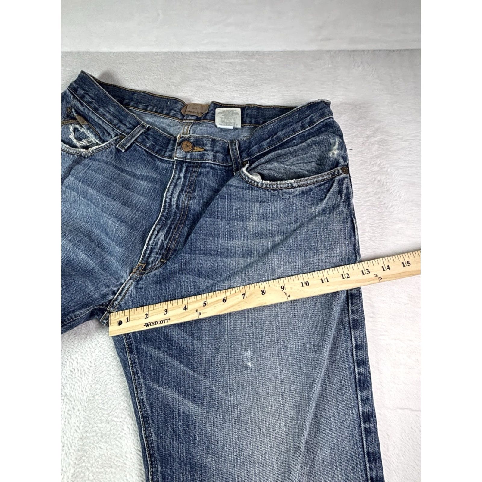 Ariat Ariat Jeans Men's Relaxed Boot Cut M4 Blue Distressed Denim Size 36x32 Med Wash Jeans Size US 36 / EU 52 - 6 Thumbnail