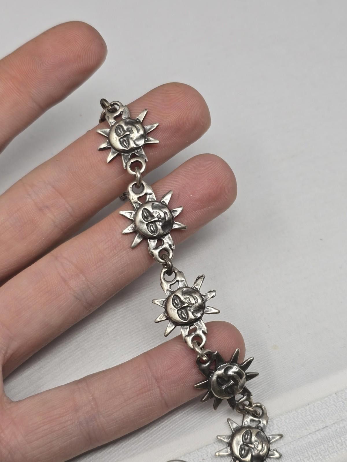 The Unbranded Brand Vintage 925 Sterling Silver Smiling Sun Chain Bracelet 7" Size ONE SIZE - 5 Thumbnail