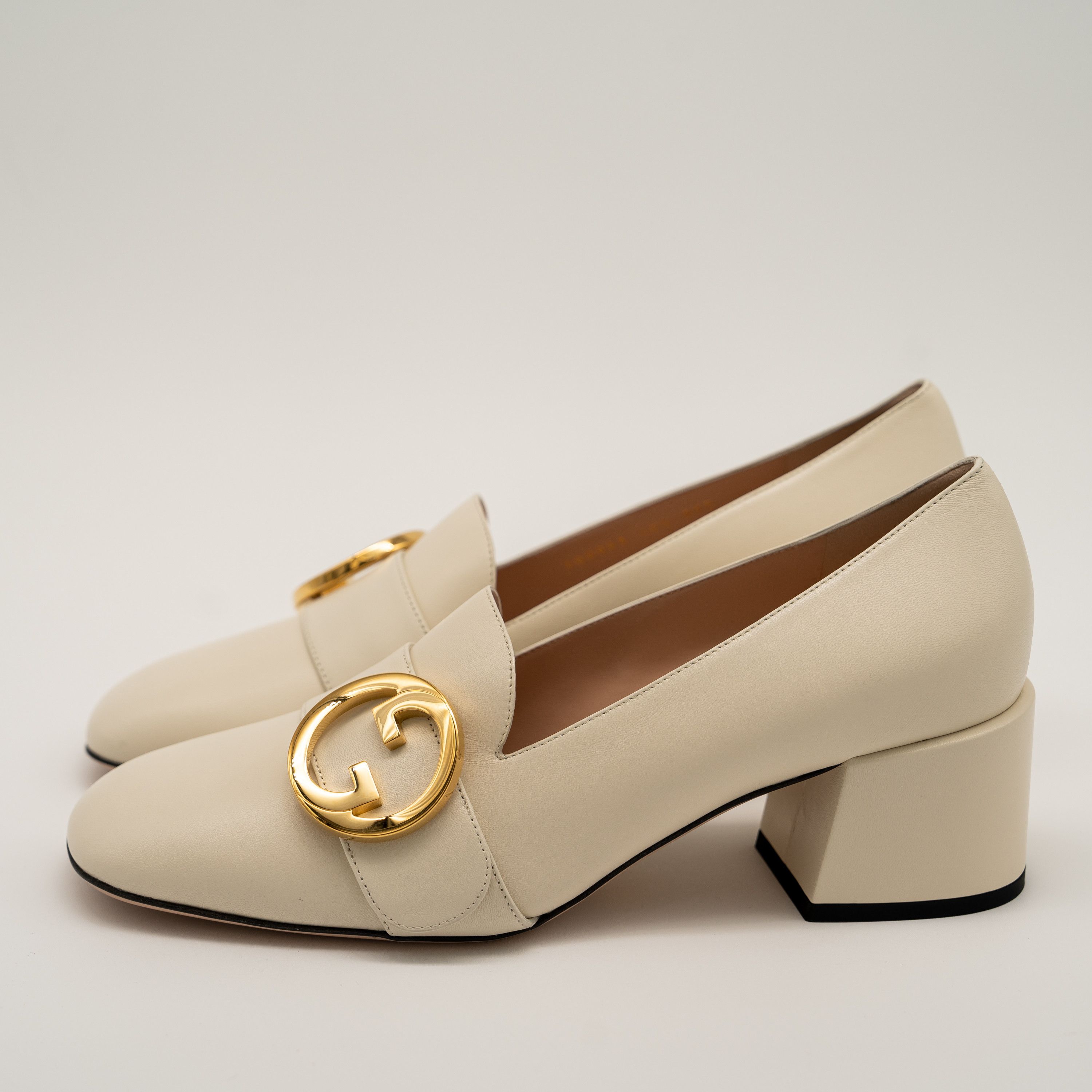 Gucci 40.5G 10.5 US Gucci Blondie Pump White GG Heels Leather Size US 10.5 / IT 40.5 - 4 Thumbnail