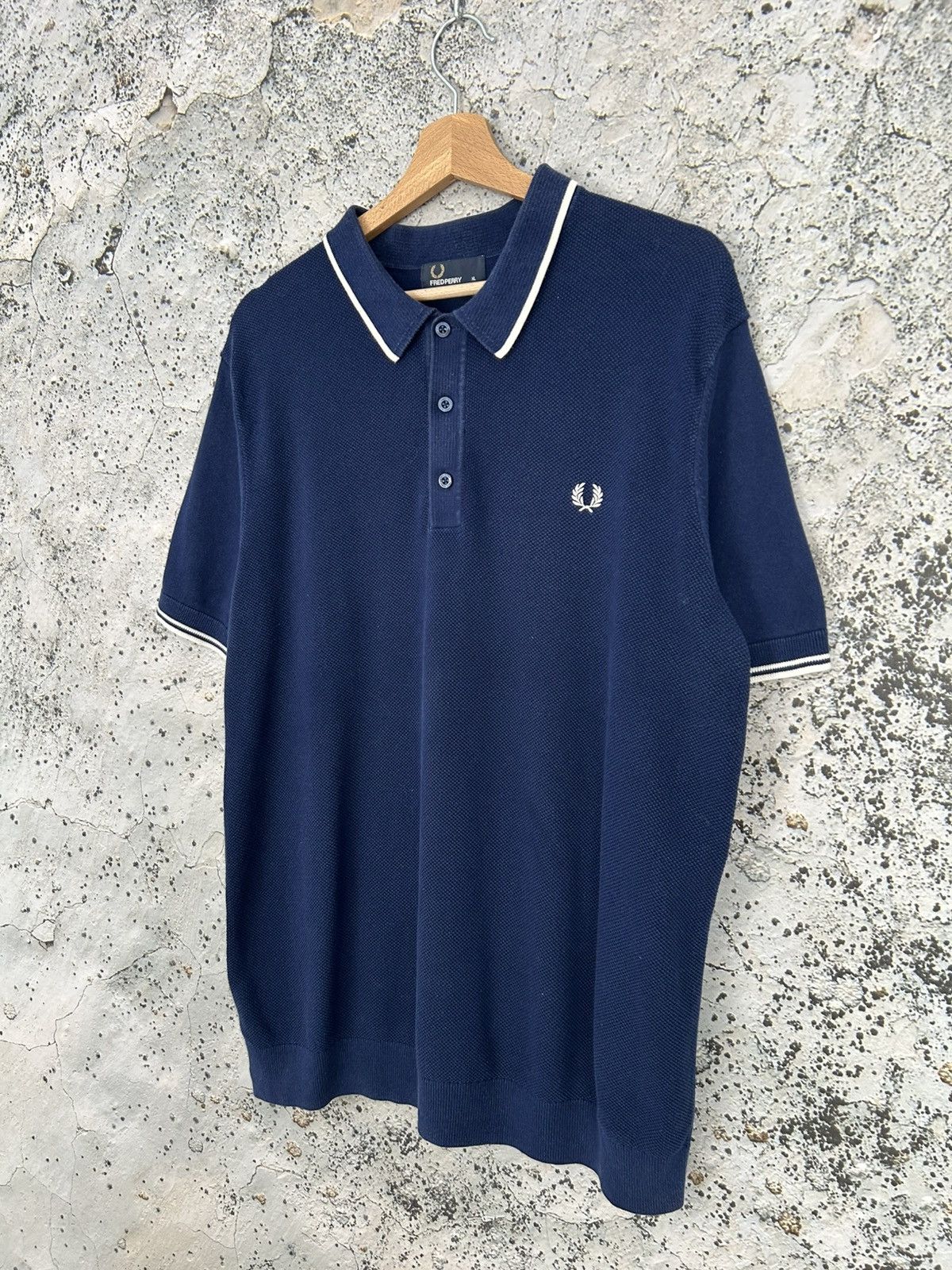 Fred Perry Fred Perry Navy Polo Tee Streetwear Luxury Classic Basic Size US XL / EU 56 / 4 - 2 Thumbnail