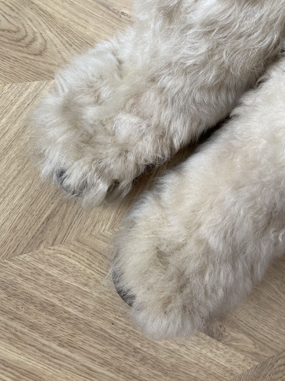 Prada × Vintage Prada Yeti sheep Fur Rare Snow Boots shearling beige Size US 7.5 / IT 37.5 - 5 Thumbnail