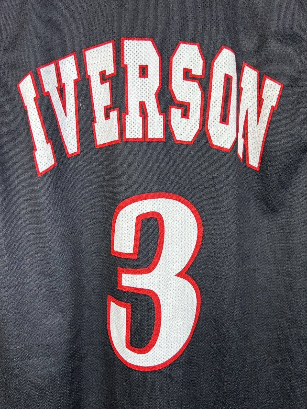 Champion 90s Vintage 76ers Iverson #3 1997/00 Away Kit NBA Jersey Size US L / EU 52-54 / 3 - 6 Thumbnail