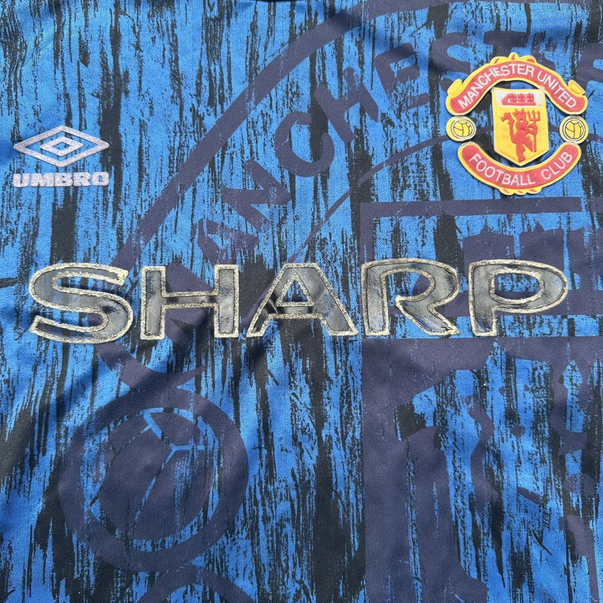 Umbro VNTG Umbro Manchester United Sharp football tee jersey Size US L / EU 52-54 / 3 - 6 Thumbnail
