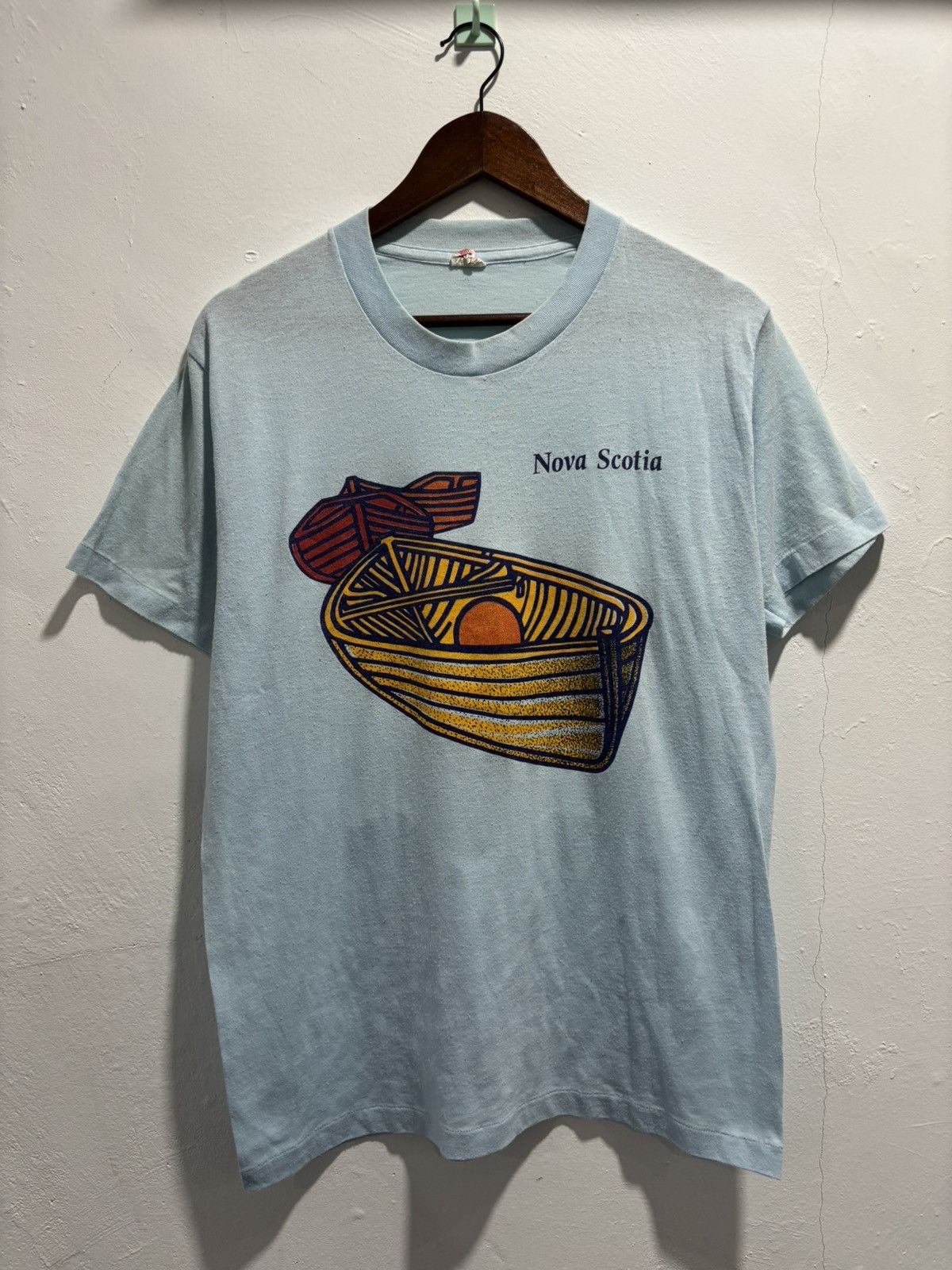 Vintage Vintage Nova Scotia Tshirt Size US L / EU 52-54 / 3 - 1 Thumbnail