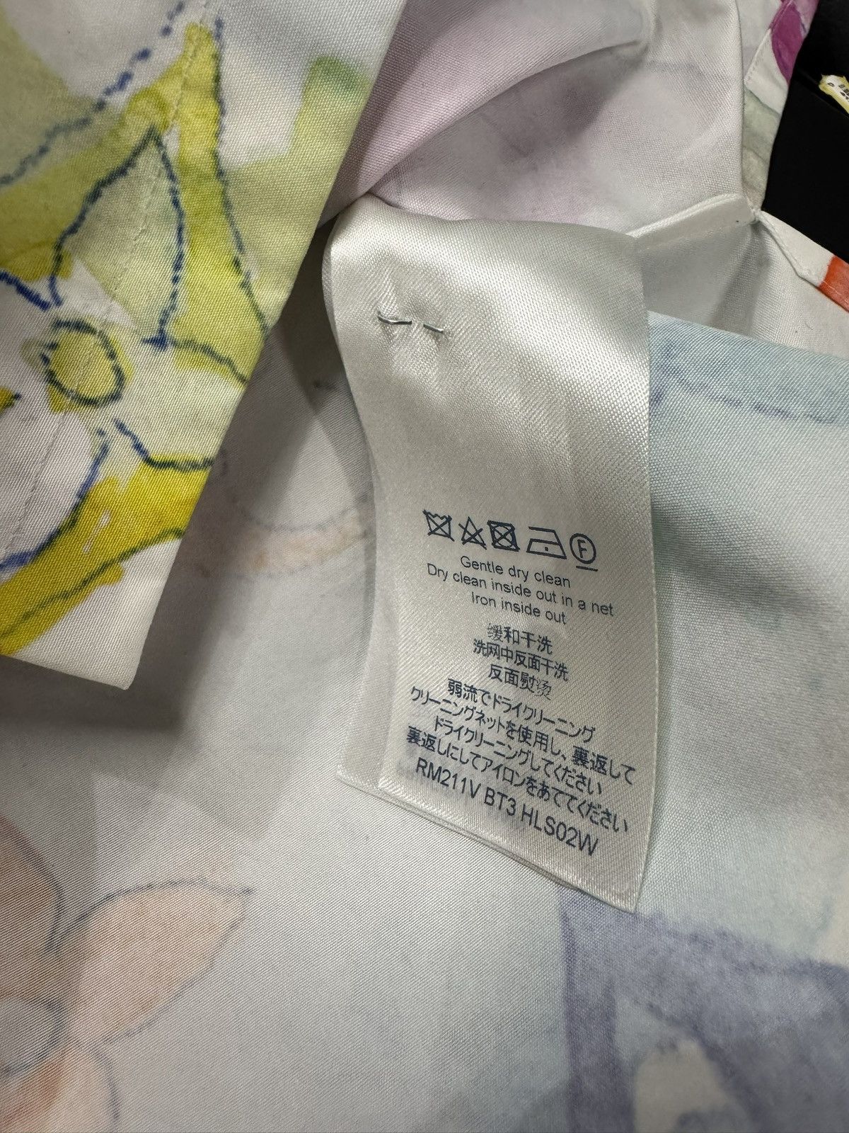 Louis Vuitton Louis Vuitton Watercolor Button Up Shirt Size US S / EU 44-46 / 1 - 4 Thumbnail