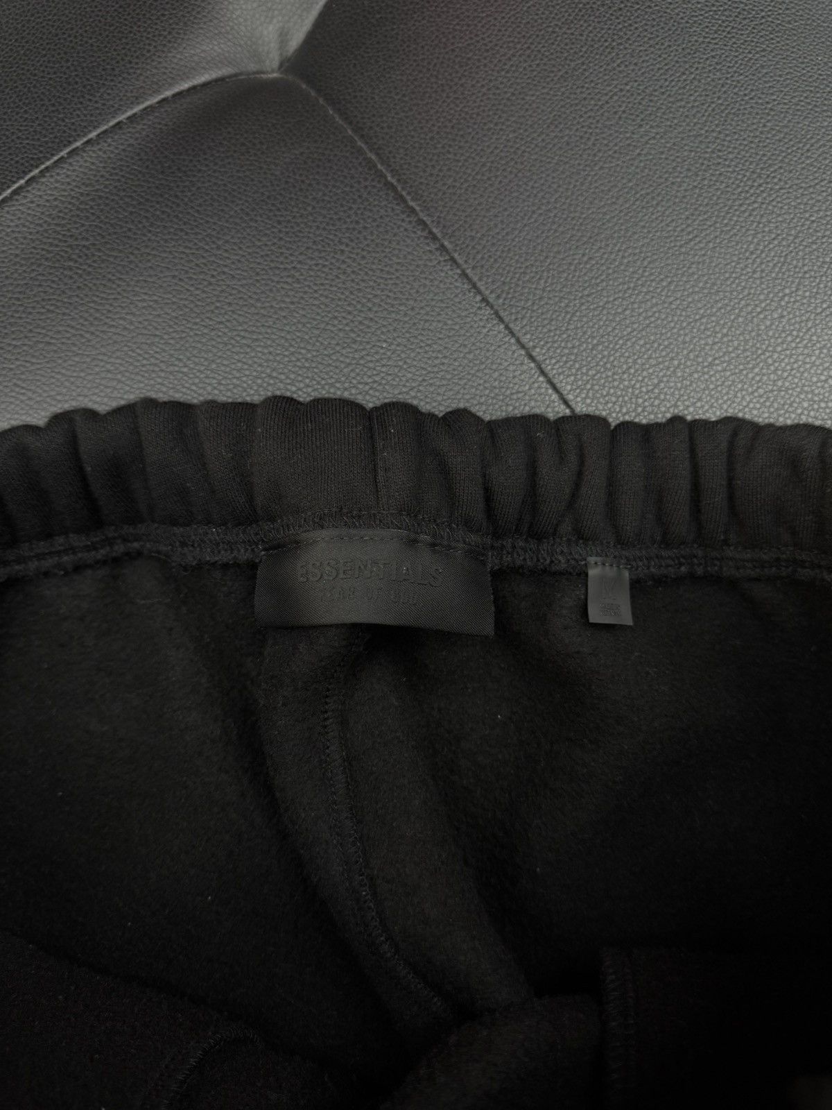 Essentials Fear Of God Essentials Black Sweatpants Size M 🧼 Size US 30 / EU 46 - 10 Thumbnail