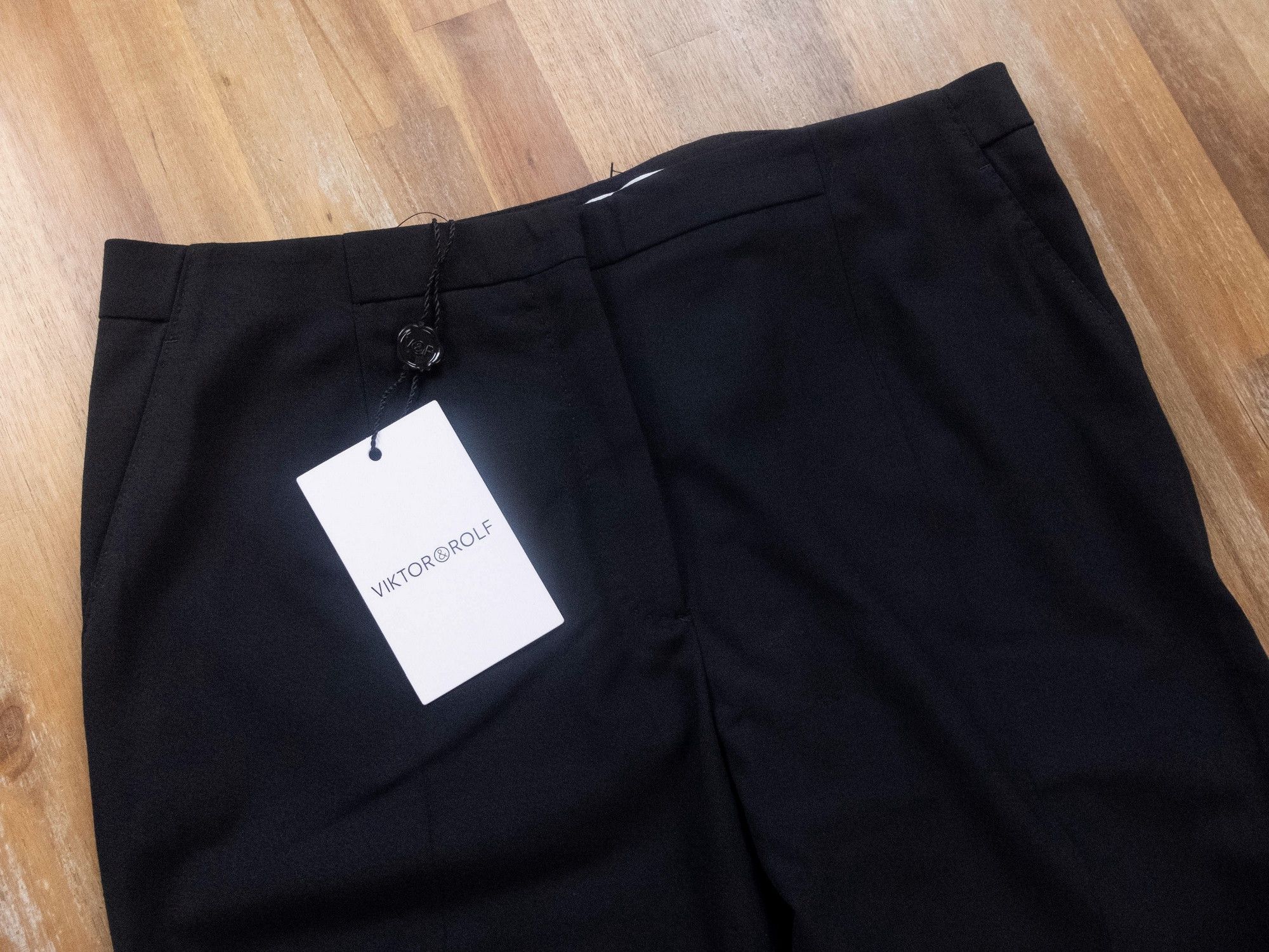 Viktor & Rolf VIKTOR & ROLF solid black wool wide leg dress pants 8 44 Size 30" / US 8 / IT 44 - 5 Thumbnail