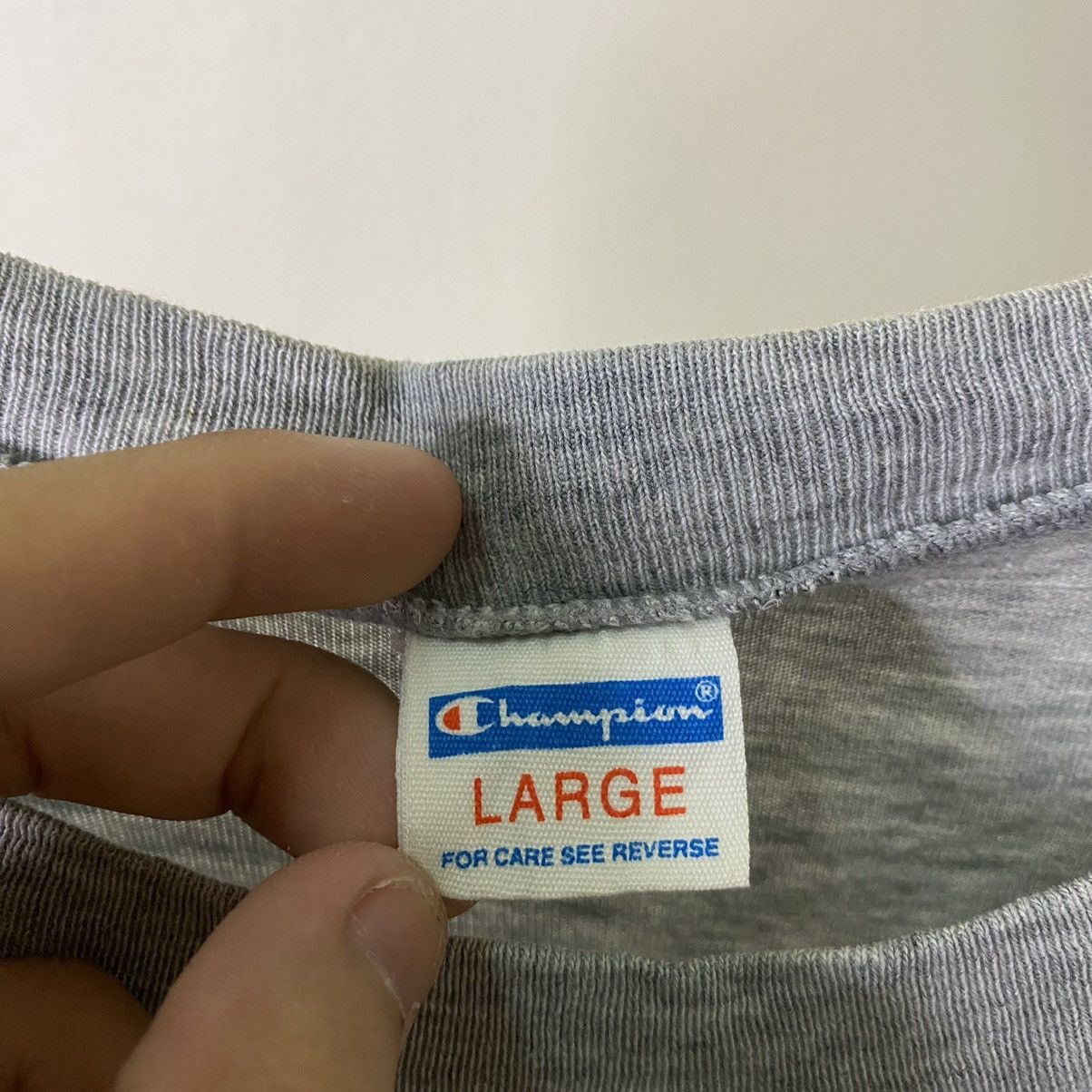 Champion × Vintage Vintage 1990s Champion Chicago Physical Education Tee Size US M / EU 48-50 / 2 - 4 Thumbnail