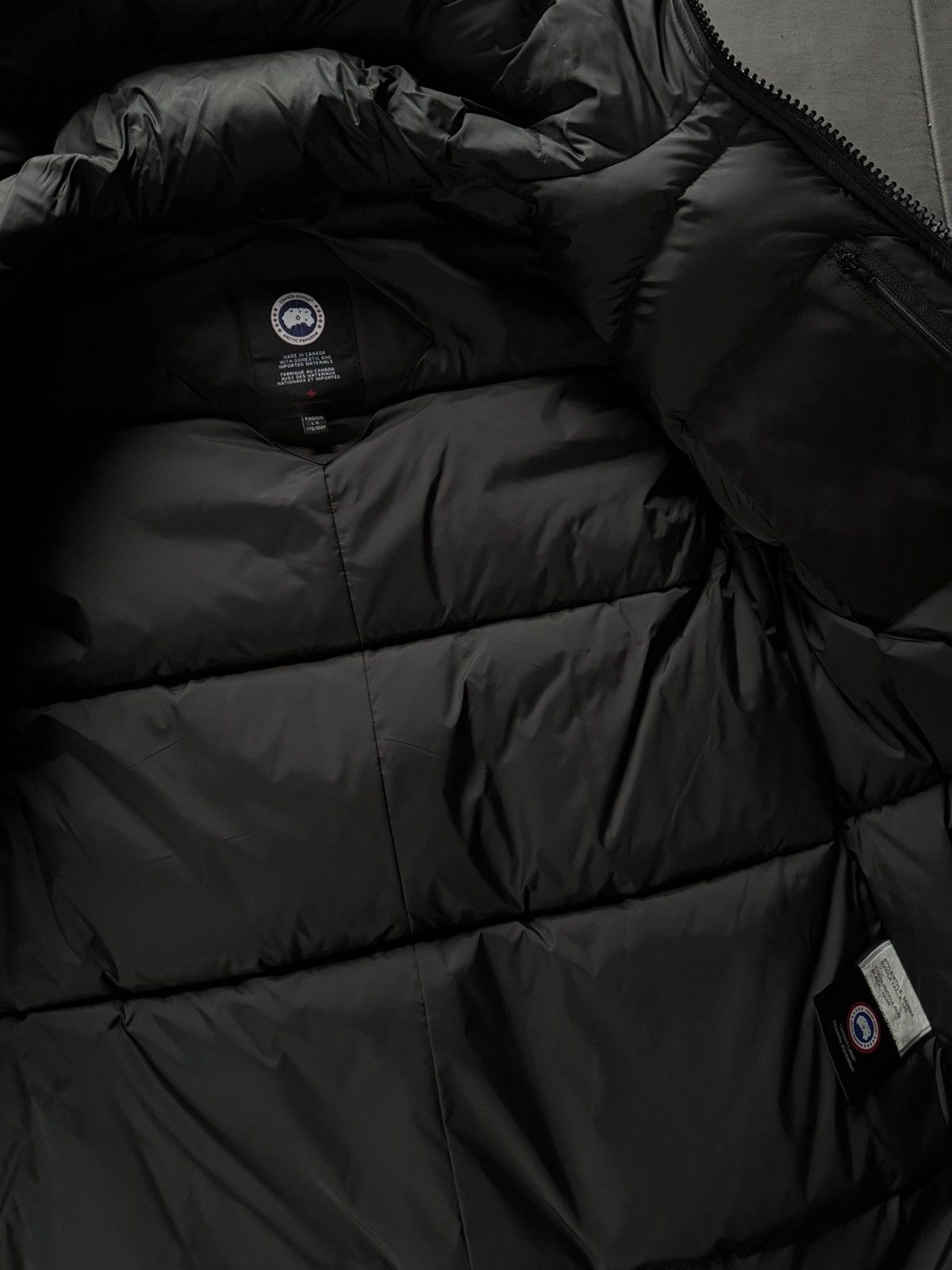 Canada Goose Canada Goose Chateau Fusion Fit Black Size US L / EU 52-54 / 3 - 9 Thumbnail