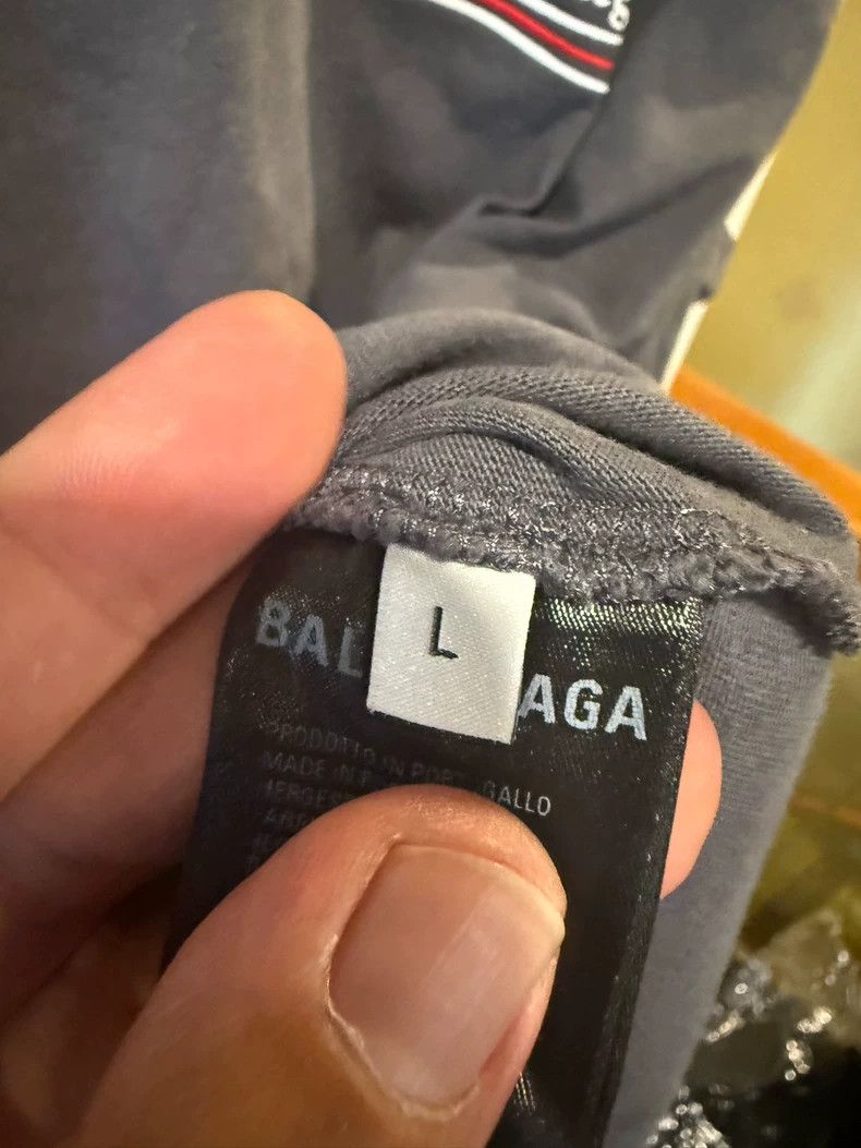Balenciaga Balenciaga Embroidered Coke Short Sleeve Grey Size US L / EU 52-54 / 3 - 6 Thumbnail