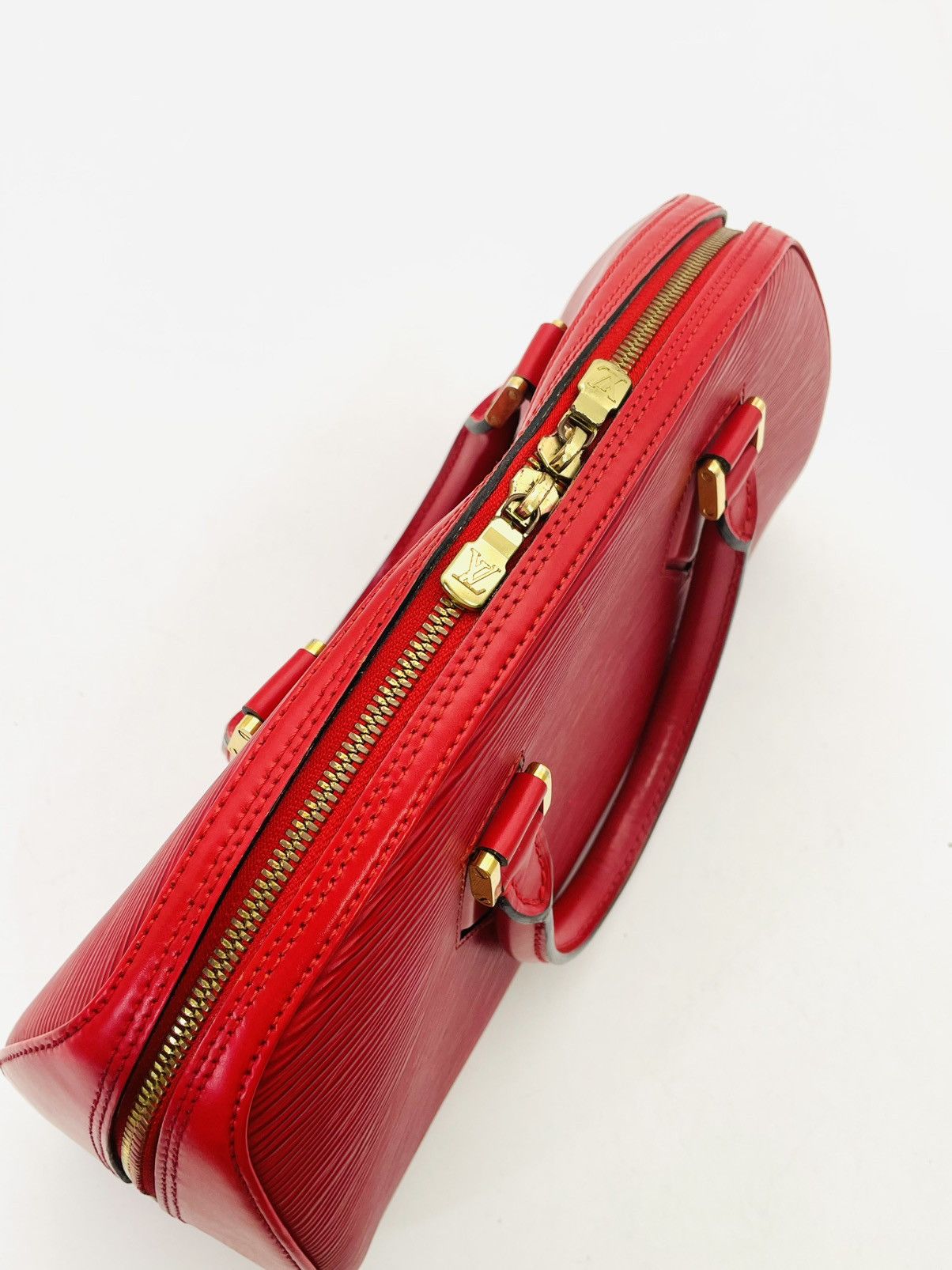 Louis Vuitton Louis Vuitton epi Jasmine red hand bag Size ONE SIZE - 5 Thumbnail
