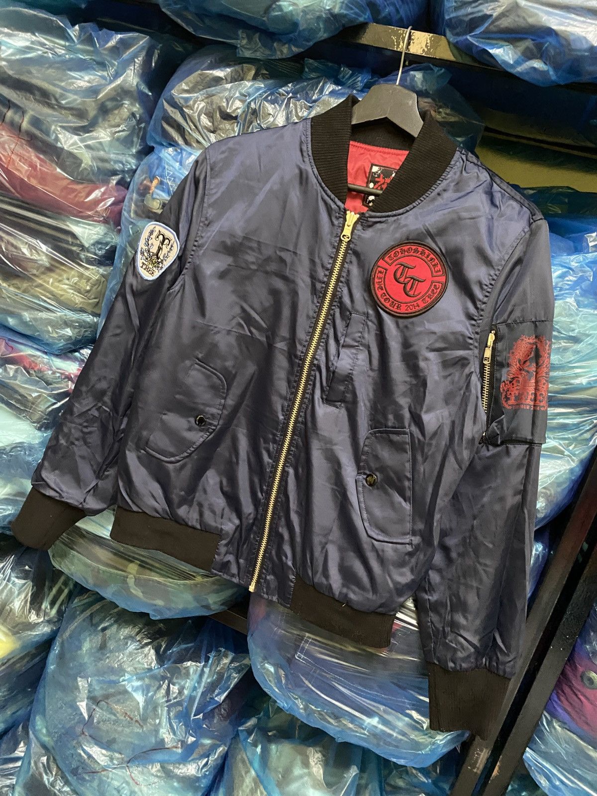 Band Tees TOHOSHINKI REVERSIBLE BOMBER JACKET Size US S / EU 44-46 / 1 - 11 Thumbnail