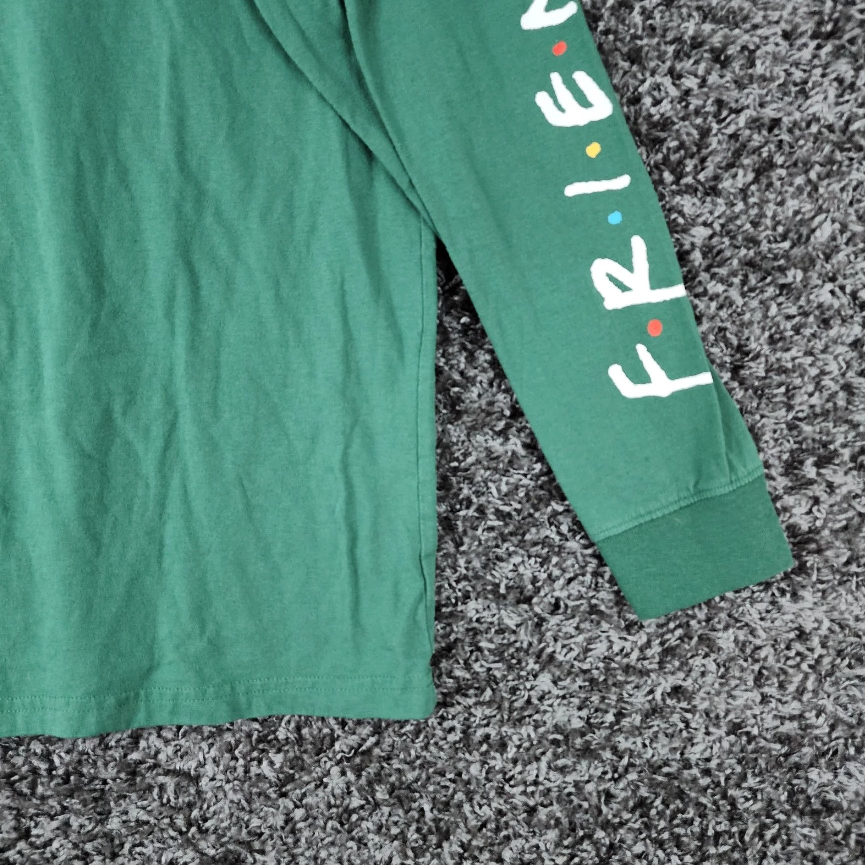 Vintage VINTAGE Friends Long Sleeve T-Shirt Green Central Perk Coffee Graphic Womens Size M Size M / US 6-8 / IT 42-44 - 2 Thumbnail