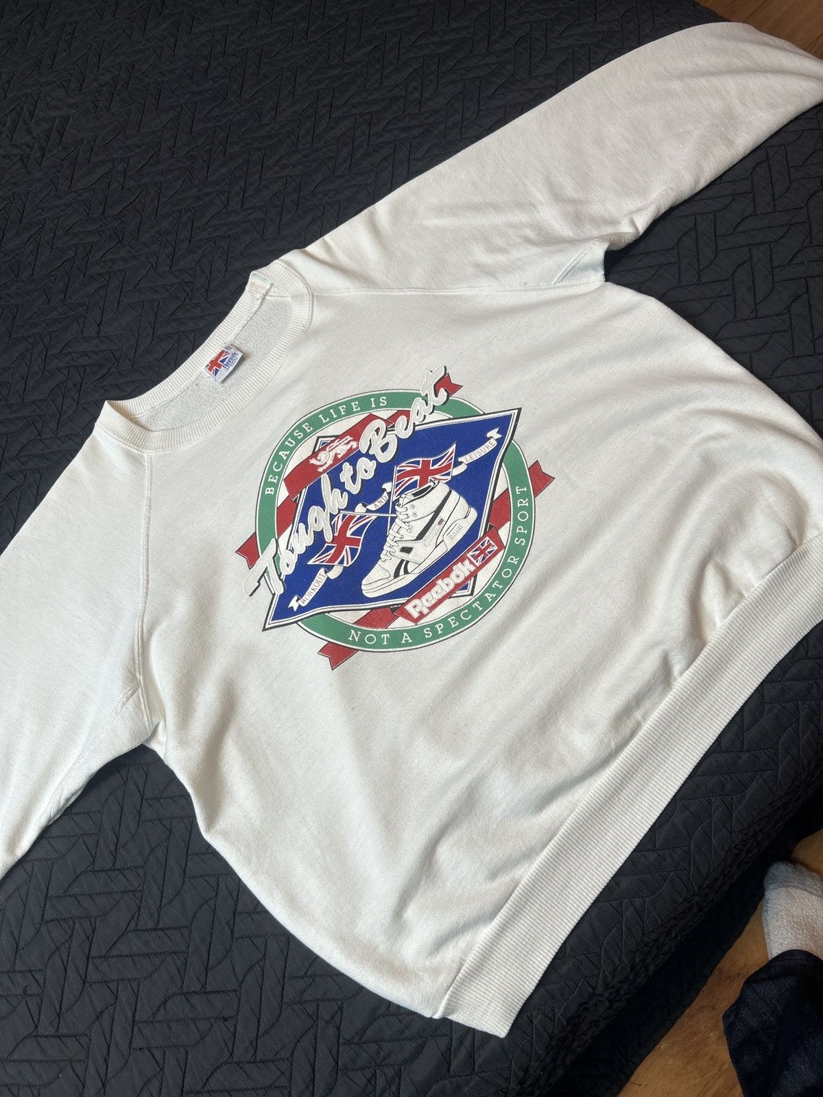 Reebok Vintage reebok crewneck Size US XL / EU 56 / 4 - 4 Thumbnail