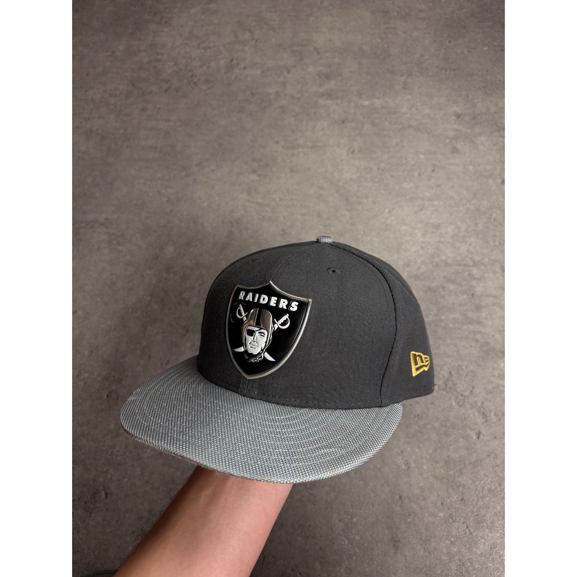 New Era New Era 59FIFTY Oakland Raiders Hat NFL Metal Shield Logo Gr Size 34 - 1 Thumbnail
