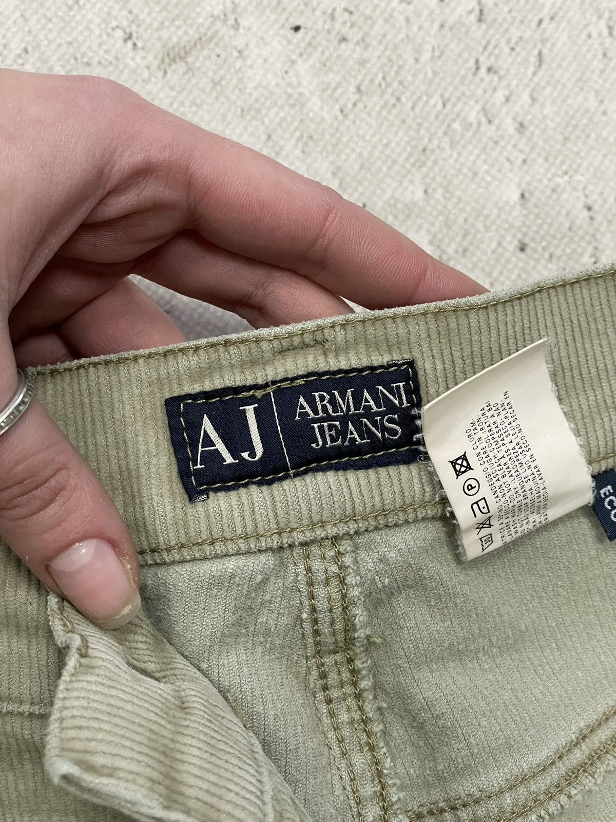 Armani Armani Jeans beige retro velvet classic comfort fit pants Size US 33 - 8 Thumbnail