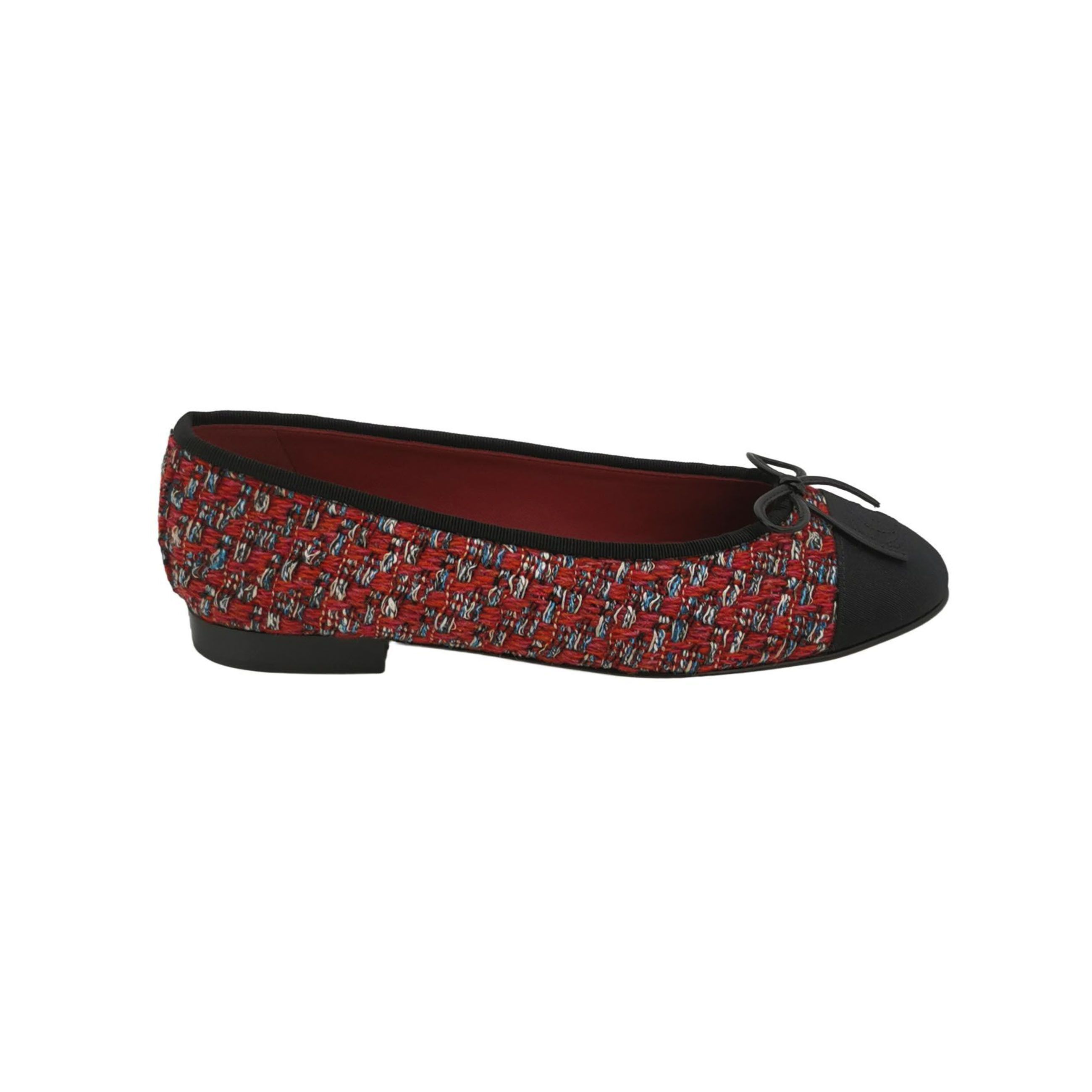 Chanel Chanel Women 7 Flats Size US 7 / IT 37 - 1 Thumbnail