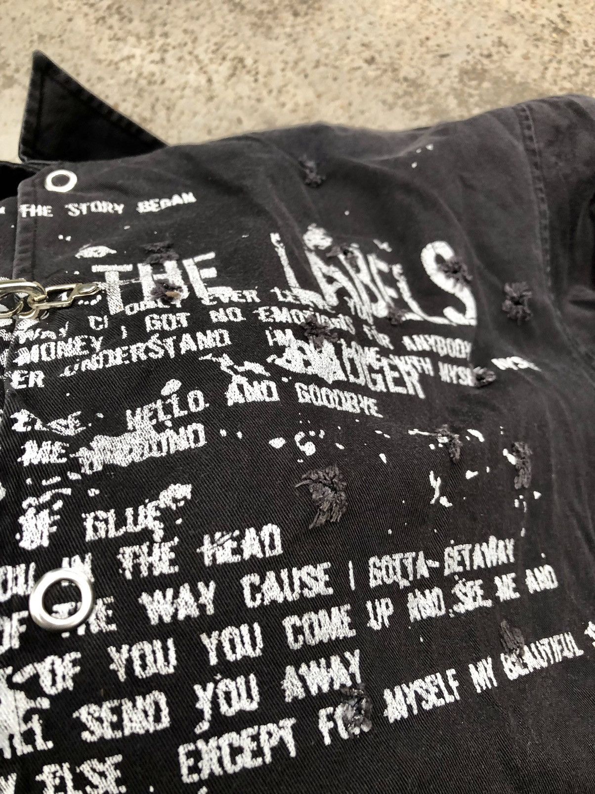 Seditionaries PUNK STYLE SCRIPT BADGER SNAP BUTTON SHIRT Size US L / EU 52-54 / 3 - 4 Thumbnail