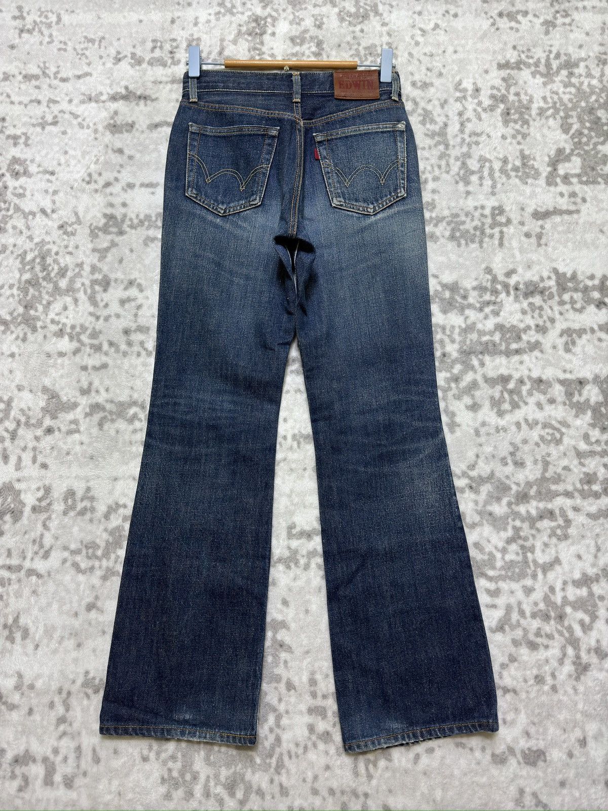 Edwin Vintage Miss Edwin 503 Regular Flare Blue Washed Distressed Size US 26 / EU 42 - 2 Thumbnail