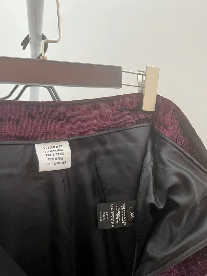 Vetements Vetements SizeXS 16Fw Velvet Maroon Velvet Flared Trousers Size US 30 / EU 46 - 4 Thumbnail