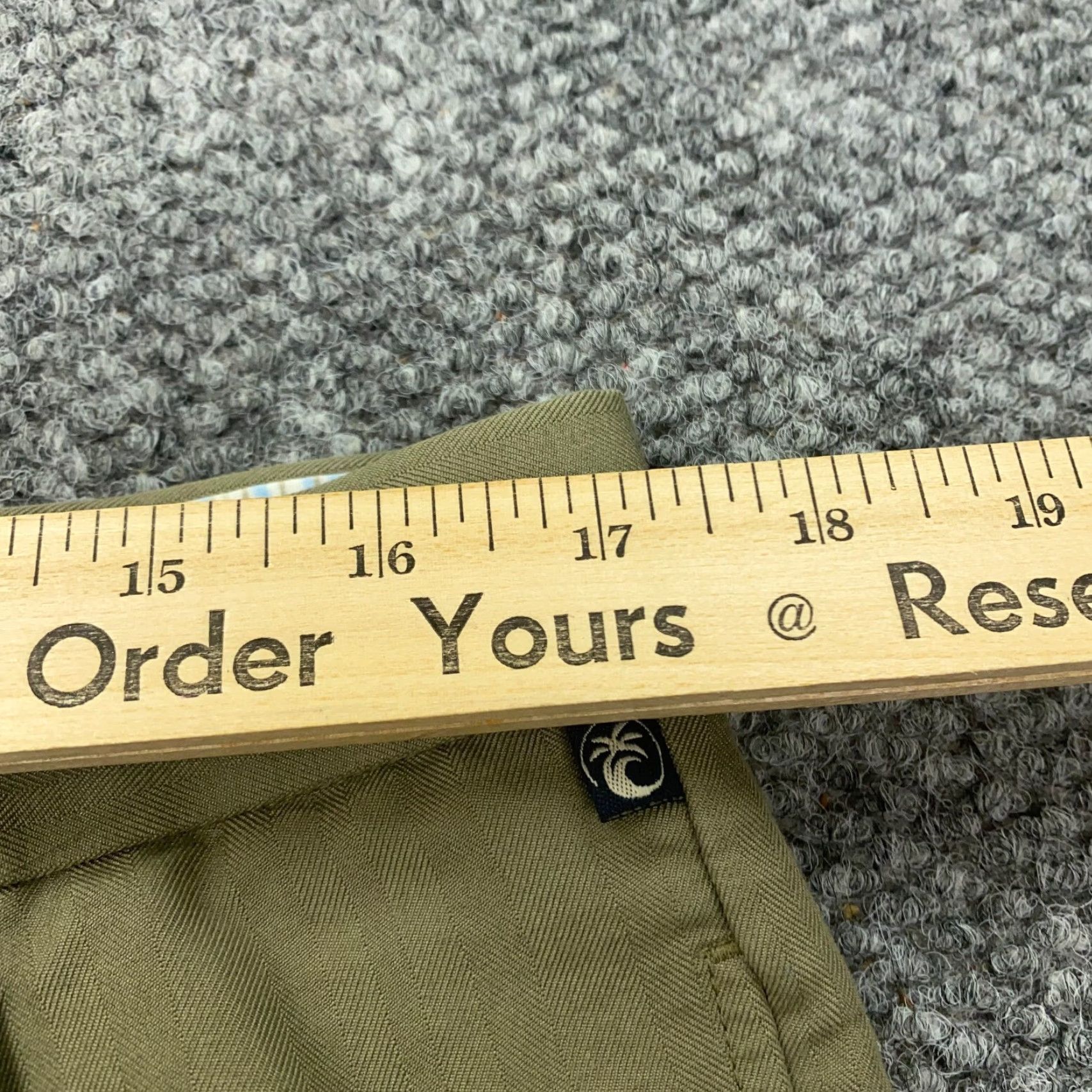 Ocean Pacific VINTAGE Ocean Pacific Shorts Size 36 Beige Beach Pleated Chino Relaxed Mens Size US 36 / EU 52 - 6 Thumbnail