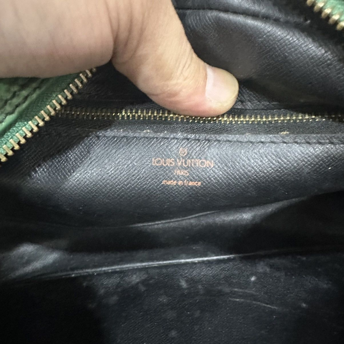 Louis Vuitton ‼️LASTDROP‼️LOUIS VUITTON TROCADWRO 27 EPI LEATHER SHOULDERBAG Size ONE SIZE - 12 Thumbnail