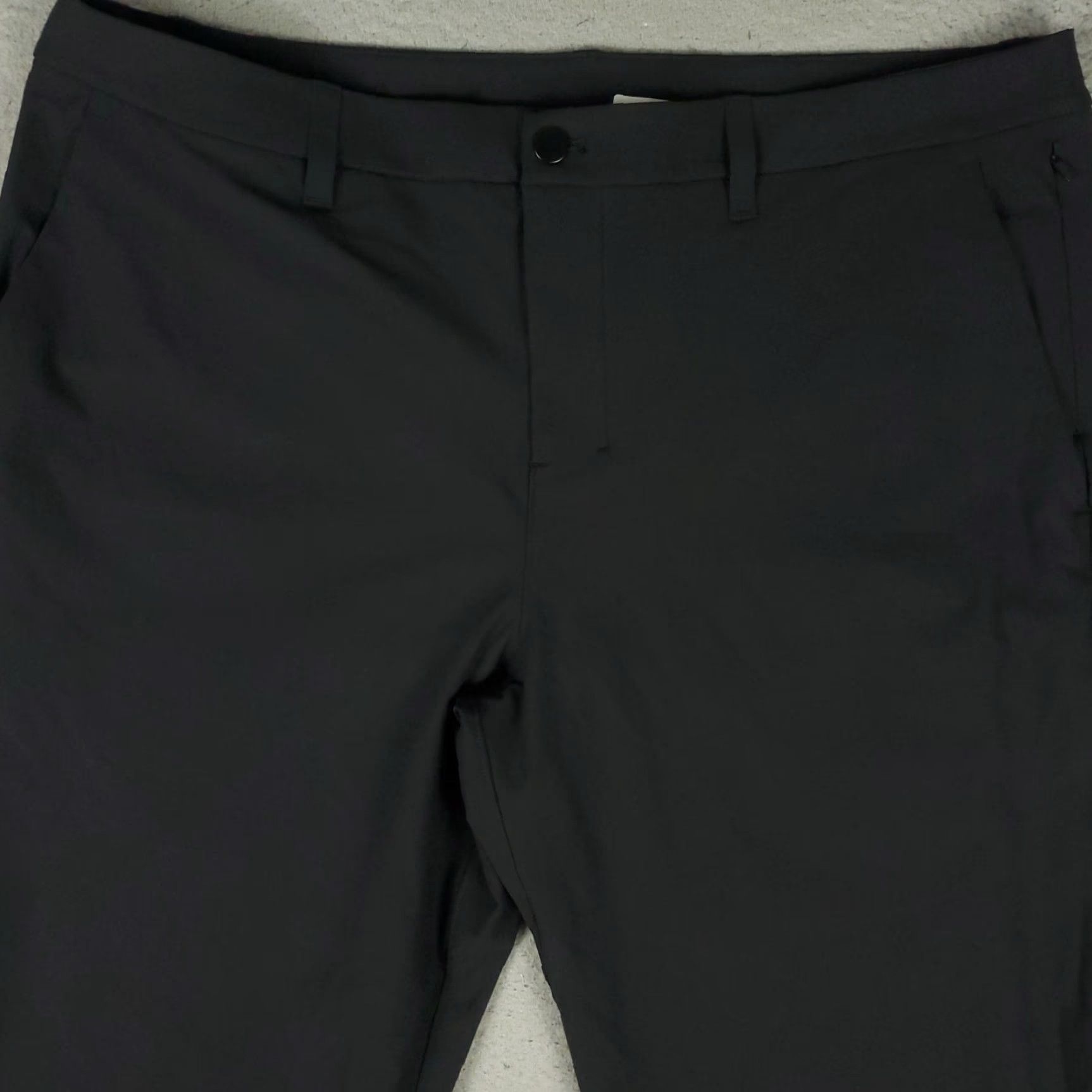 Lululemon Lululemon Pants Mens 38x33 Black Chino Trousers Flat Front Regular Fit Pocket Slash Pockets Size US 38 / EU 54 - 2 Thumbnail