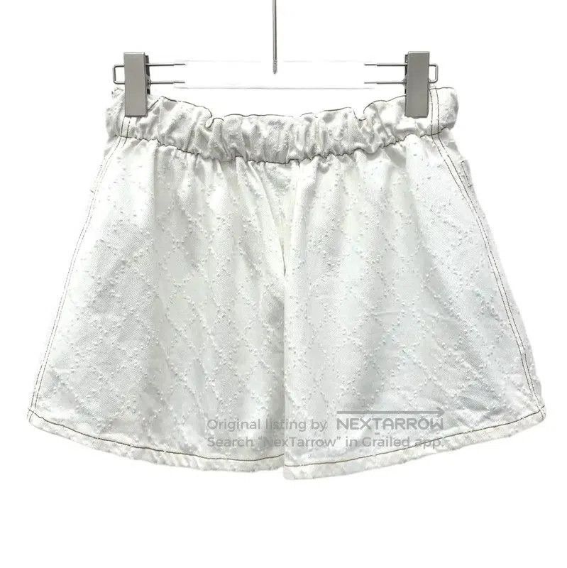 Chanel Chanel White Cotton Women's Shorts . Size 23" - 2 Thumbnail