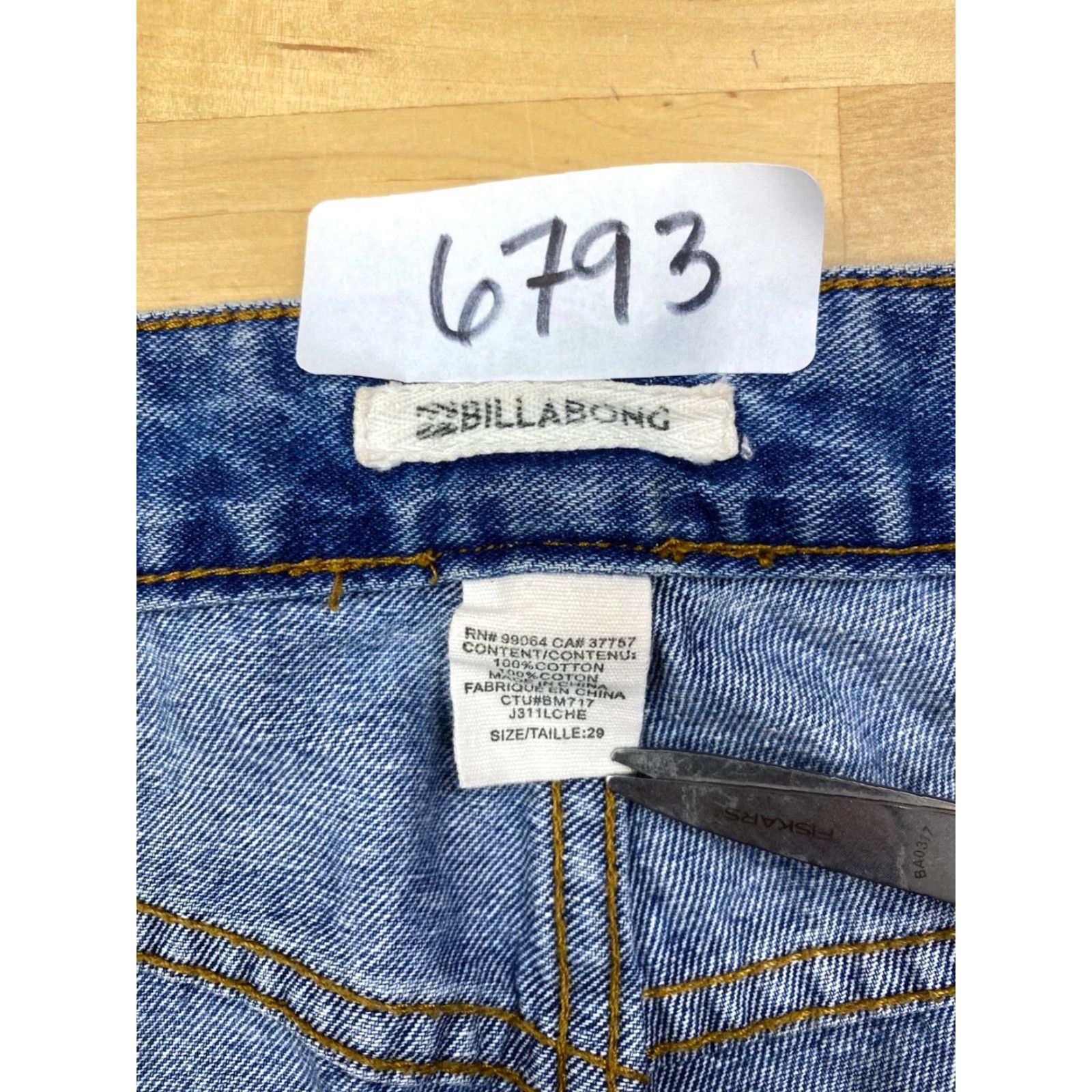 Billabong Billabong Denim Jeans Womens 29 Blue Light Wash Ripped Tapered Pockets Casual #6793 Size 29" - 3 Thumbnail